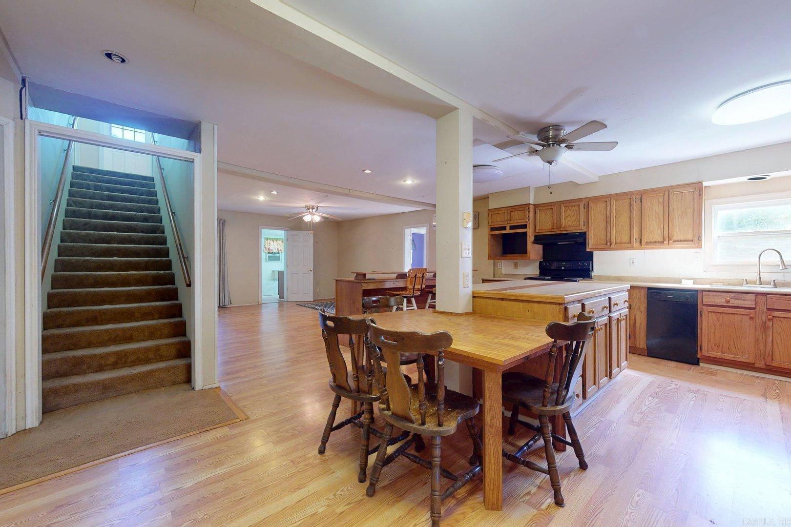 686 MC 379  Texarkana, AR