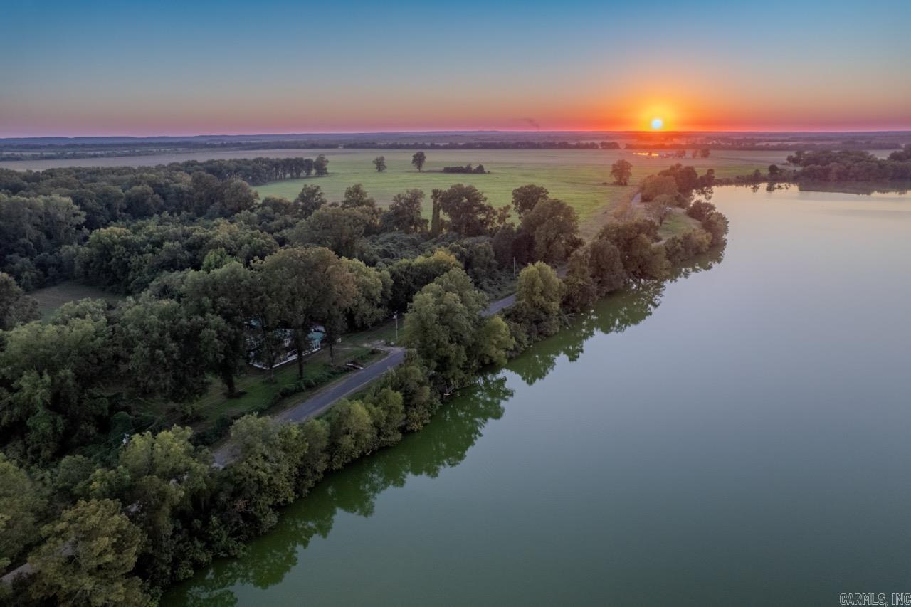 686 MC 379  Texarkana, AR