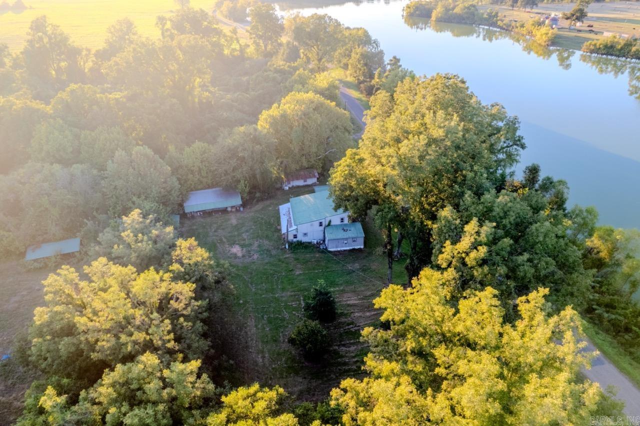 686 MC 379  Texarkana, AR