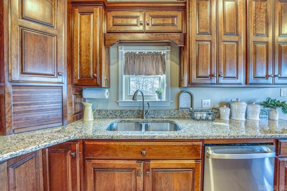 48 Marion County 2031  Yellville, AR