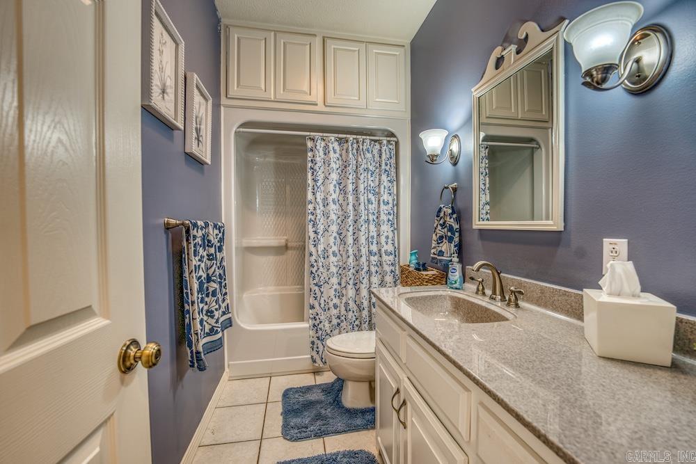 48 Marion County 2031  Yellville, AR