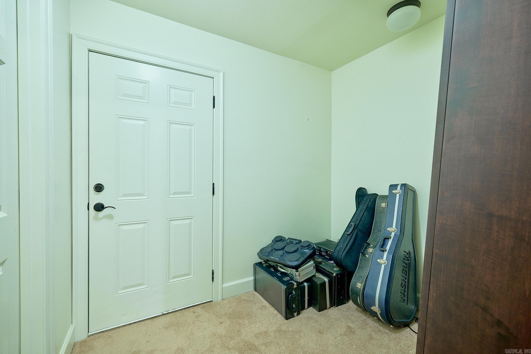 19220 Crystal Oaks Trail  Little Rock, AR