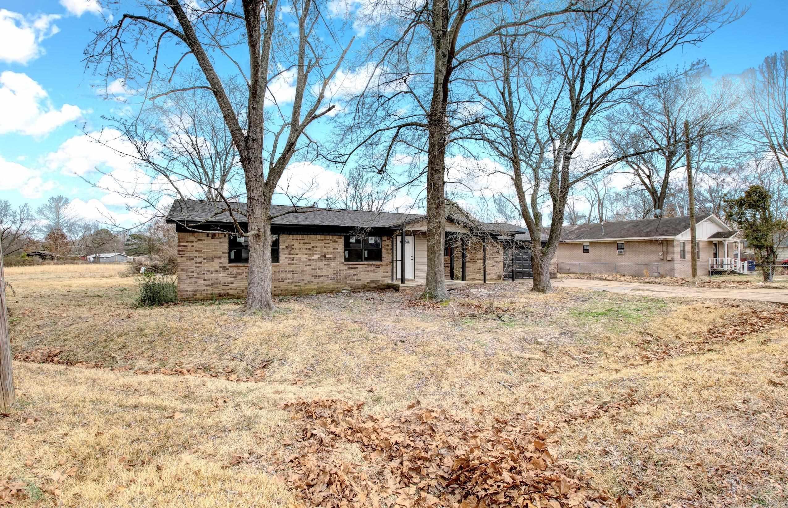 204 N Apple  Beebe, AR