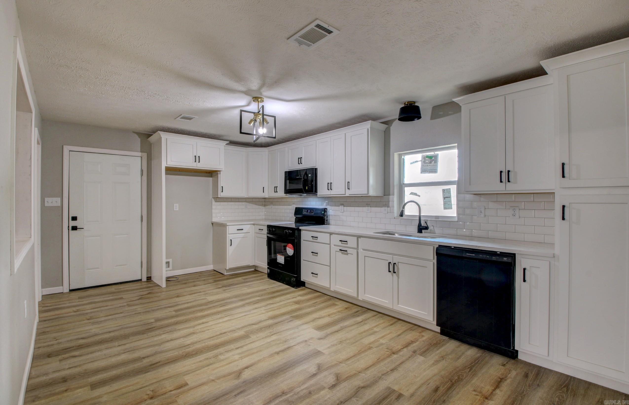 204 N Apple  Beebe, AR