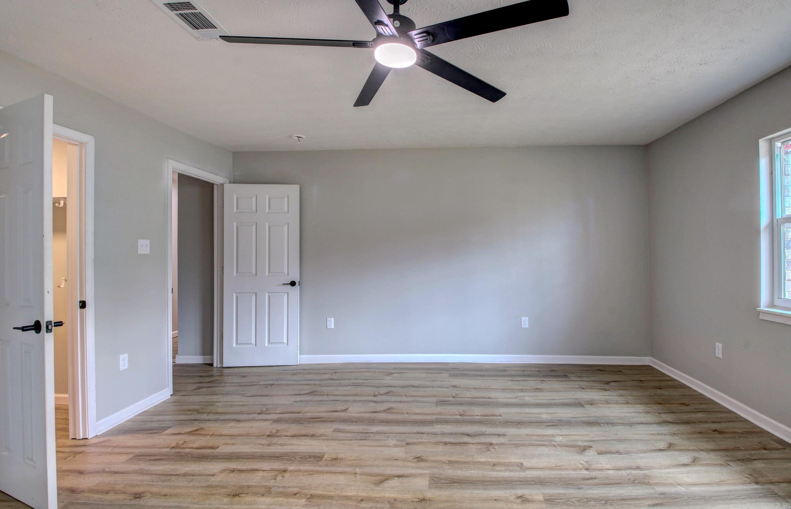 204 N Apple  Beebe, AR