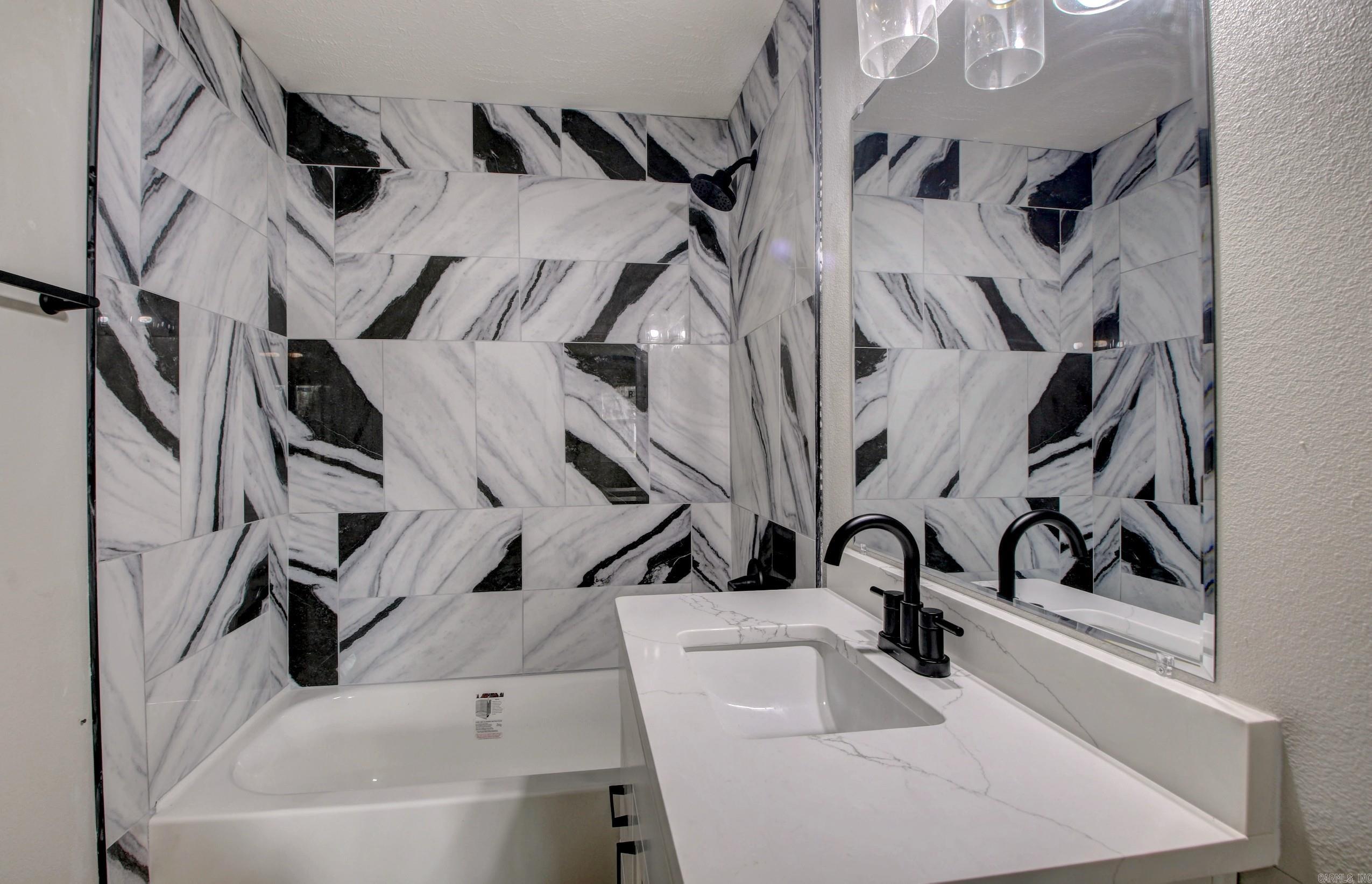 204 N Apple  Beebe, AR