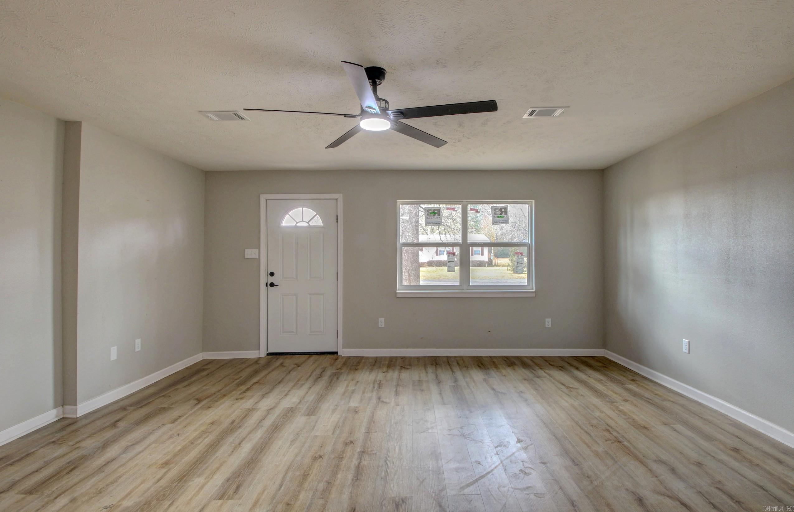 204 N Apple  Beebe, AR