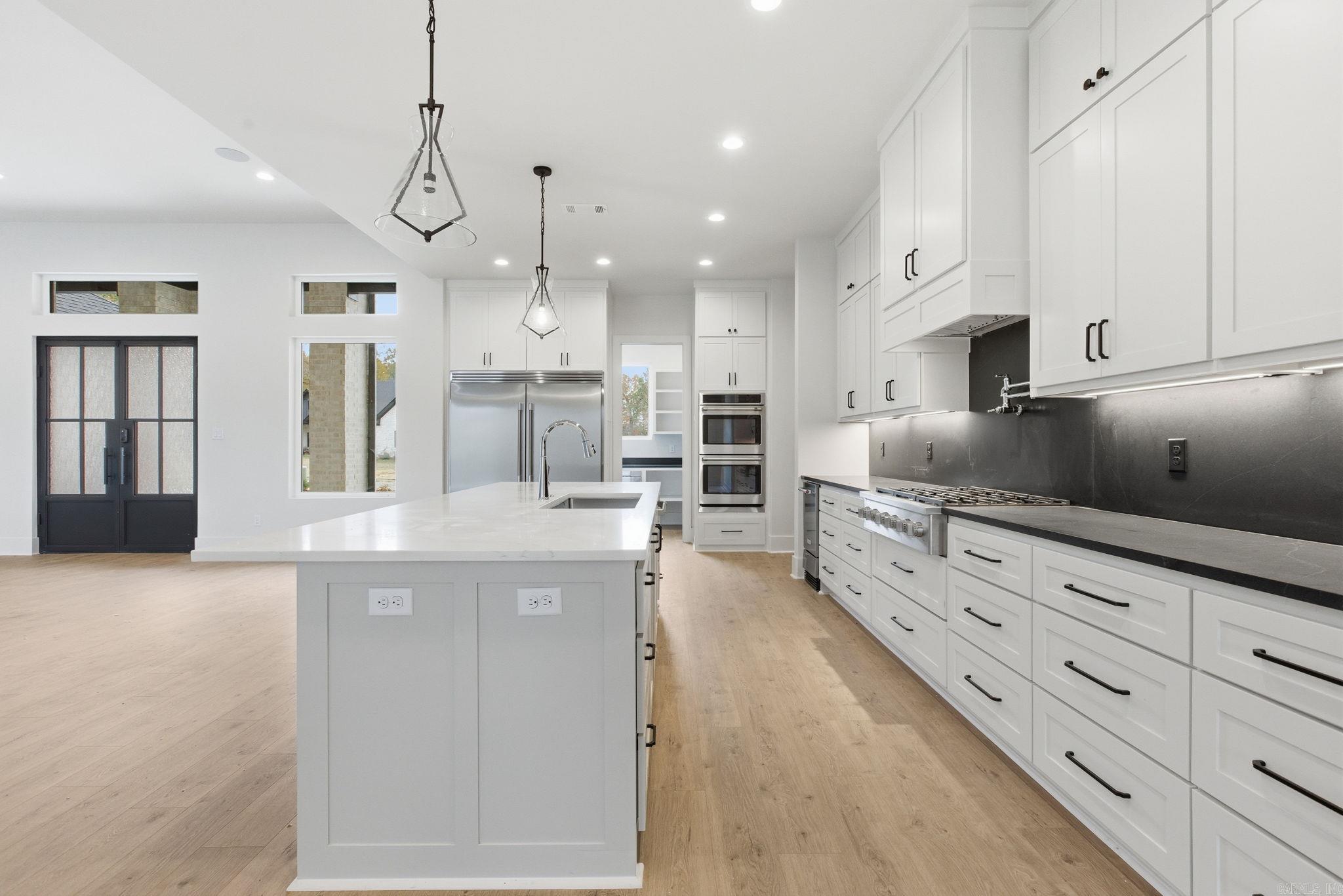 311 Devoe Bend  Maumelle, AR