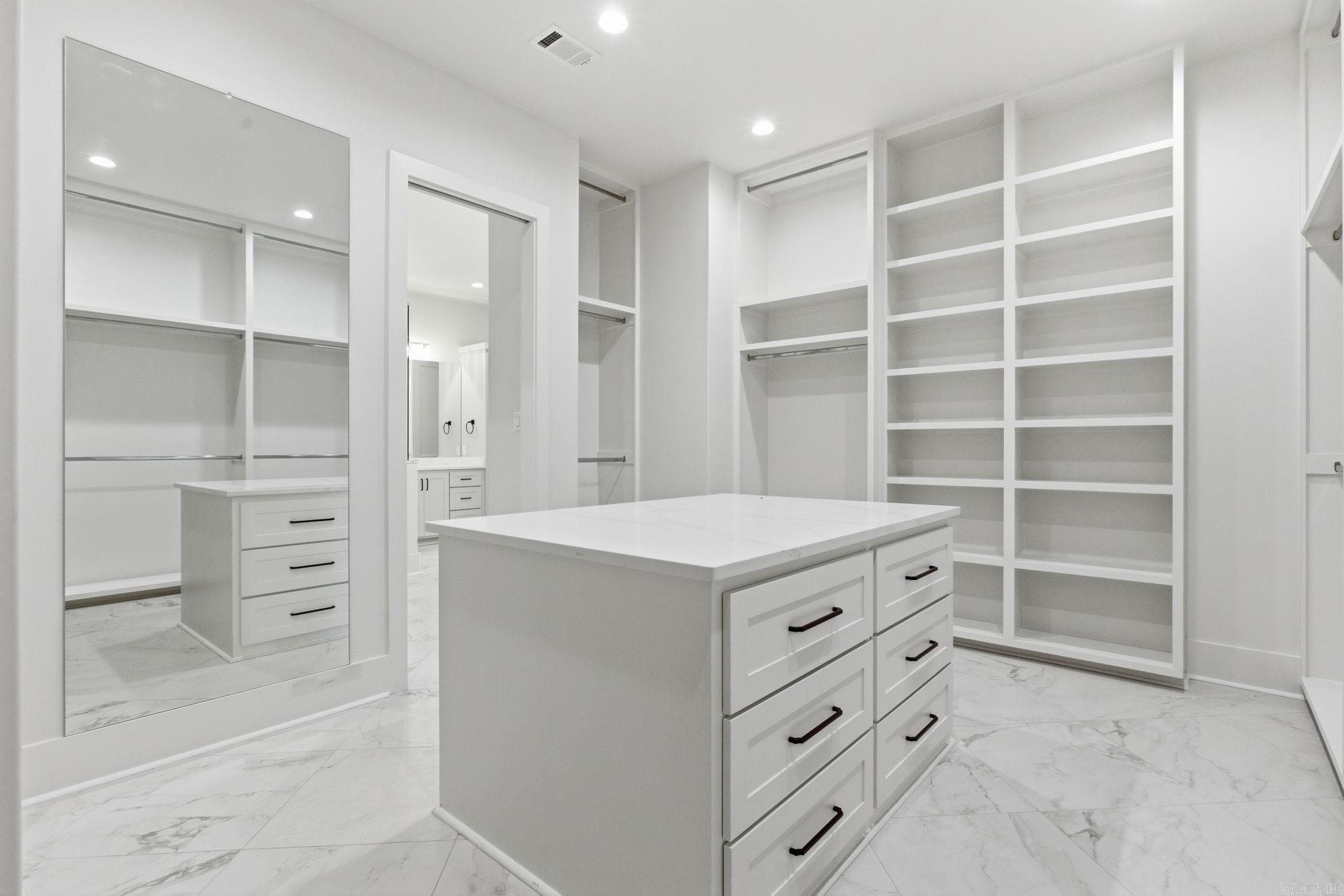 311 Devoe Bend  Maumelle, AR