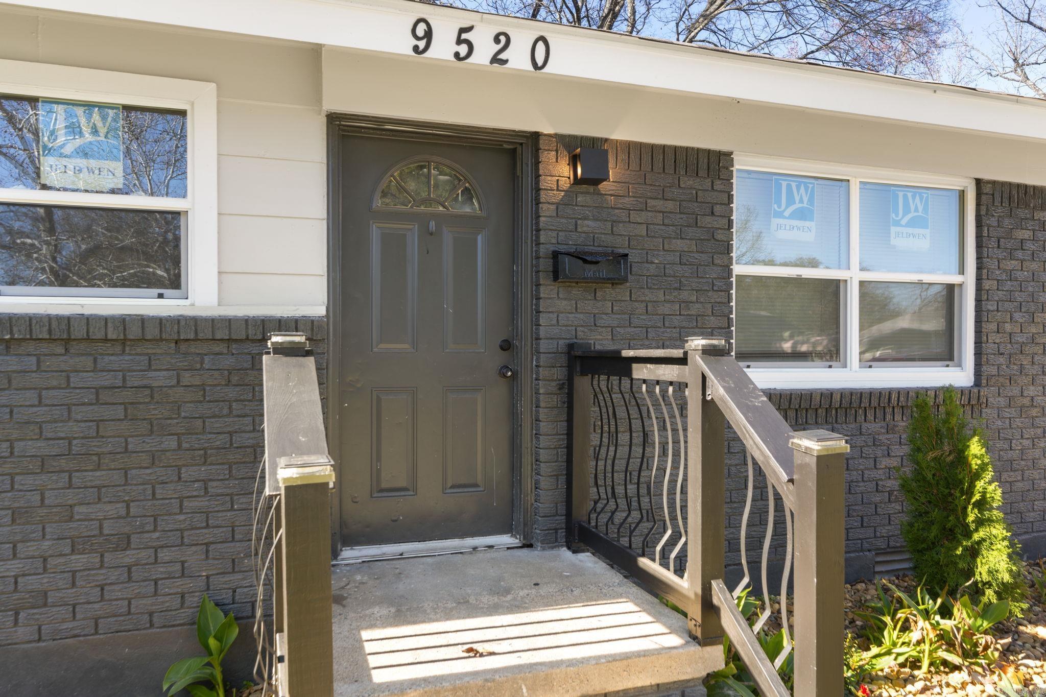 9520 Crofton  Little Rock, AR