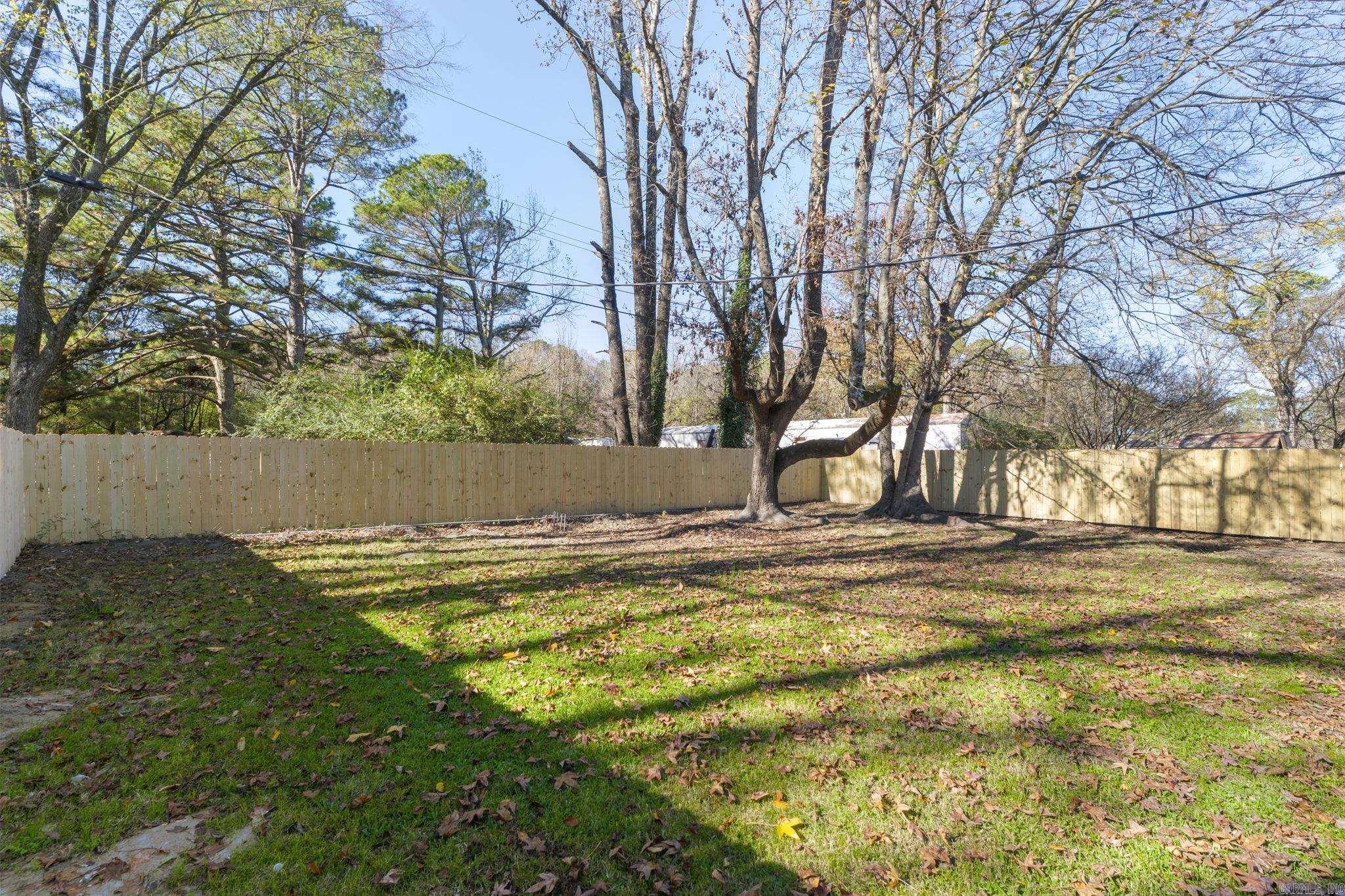 9520 Crofton  Little Rock, AR