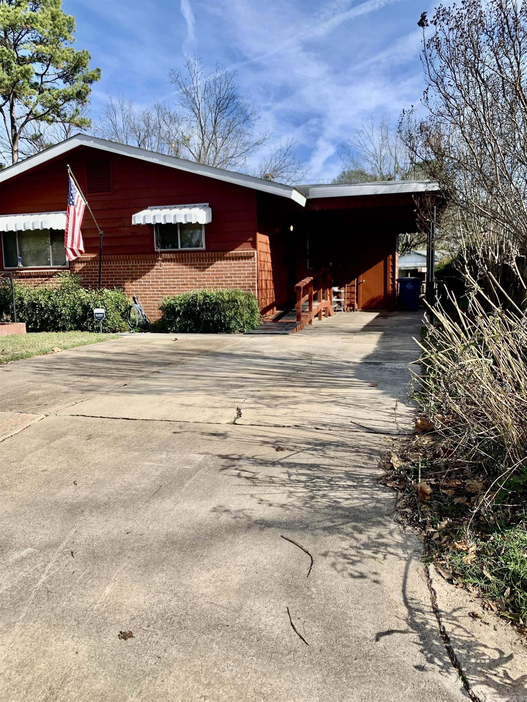 626 Mills  North Little Rock, AR