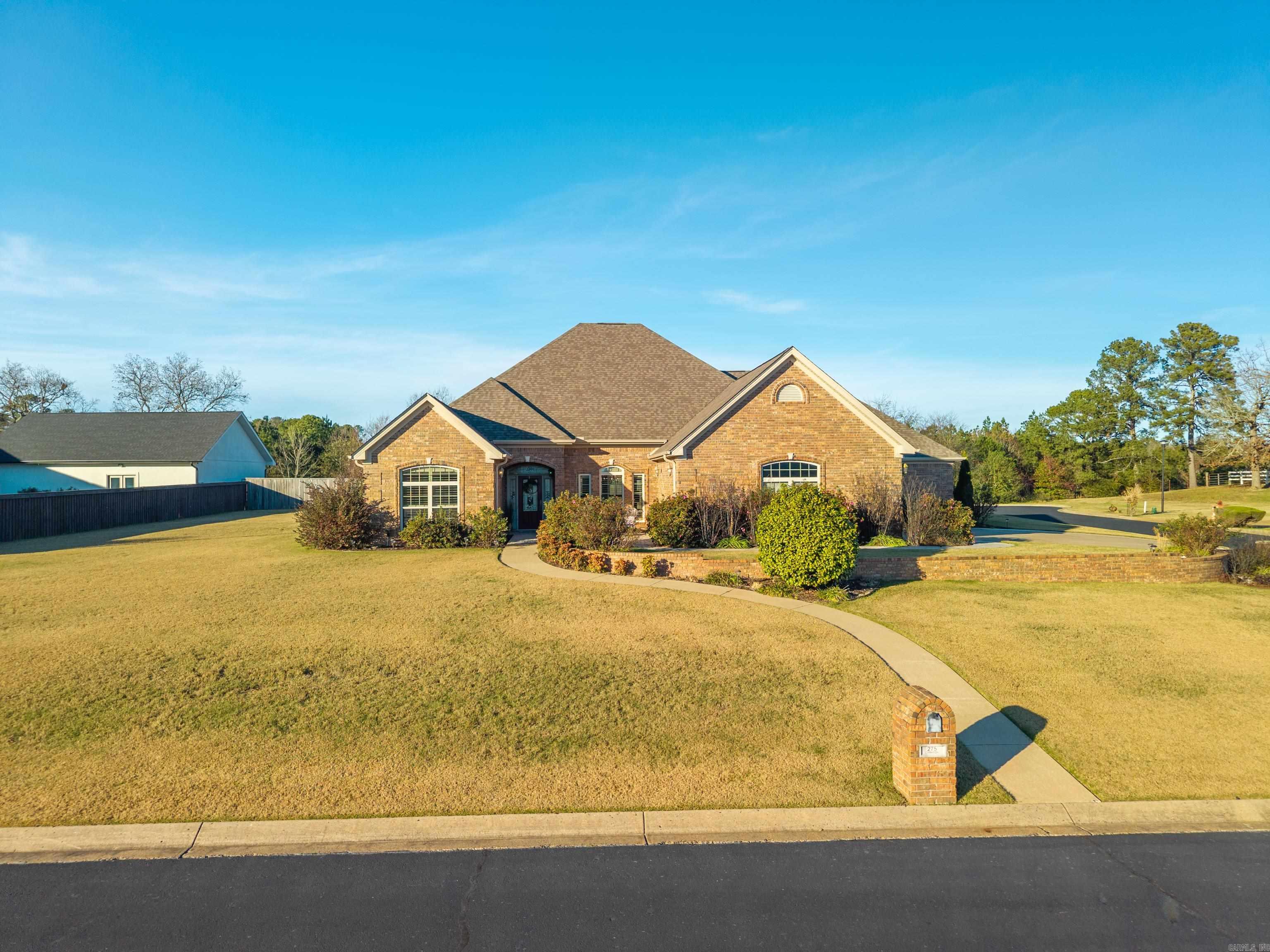 275  Chinook  Hot Springs, AR