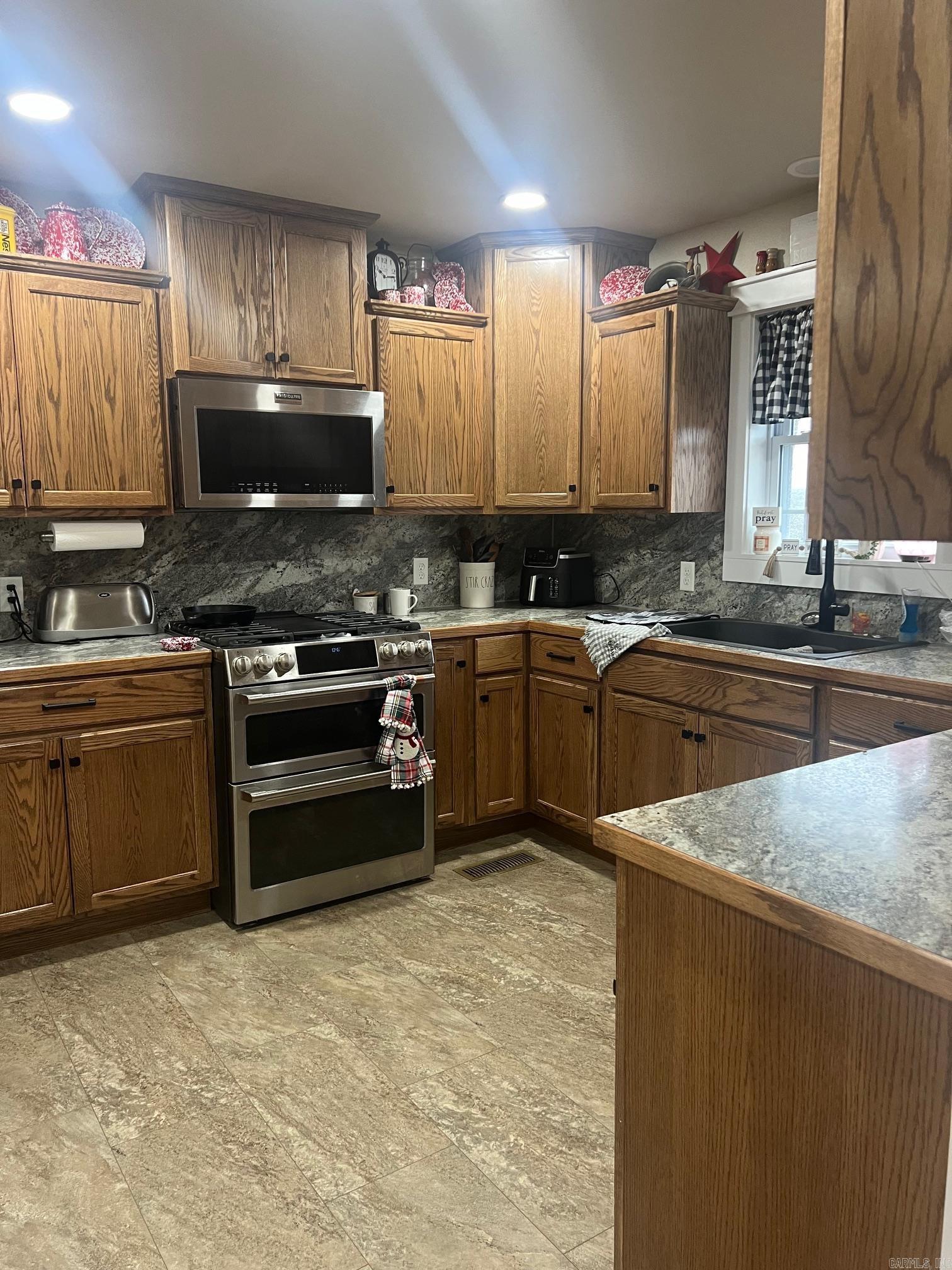 770 Brewer Rd.  Edgemont, AR