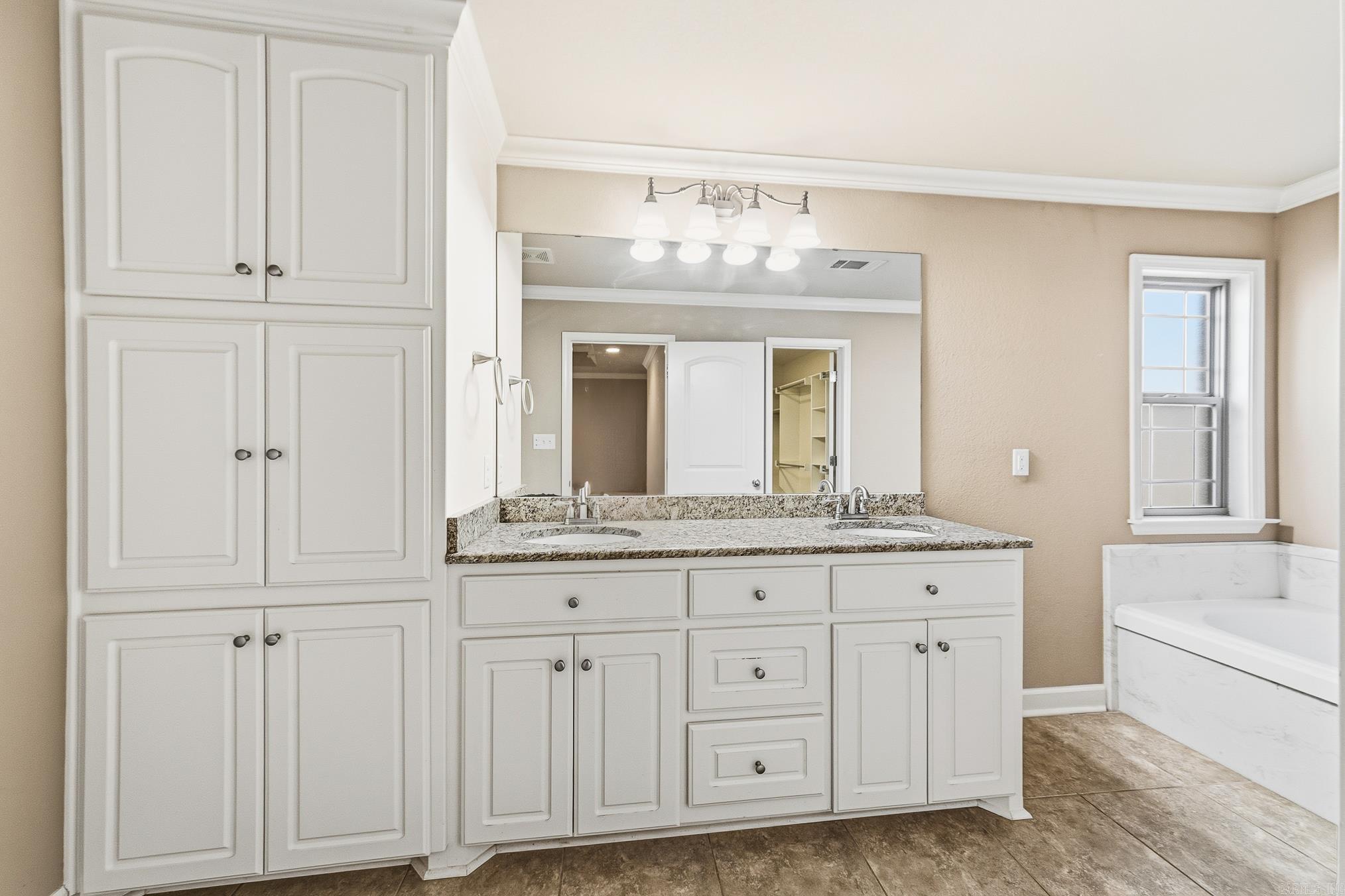 54 Cedar Creek Cove Cabot, AR 72023