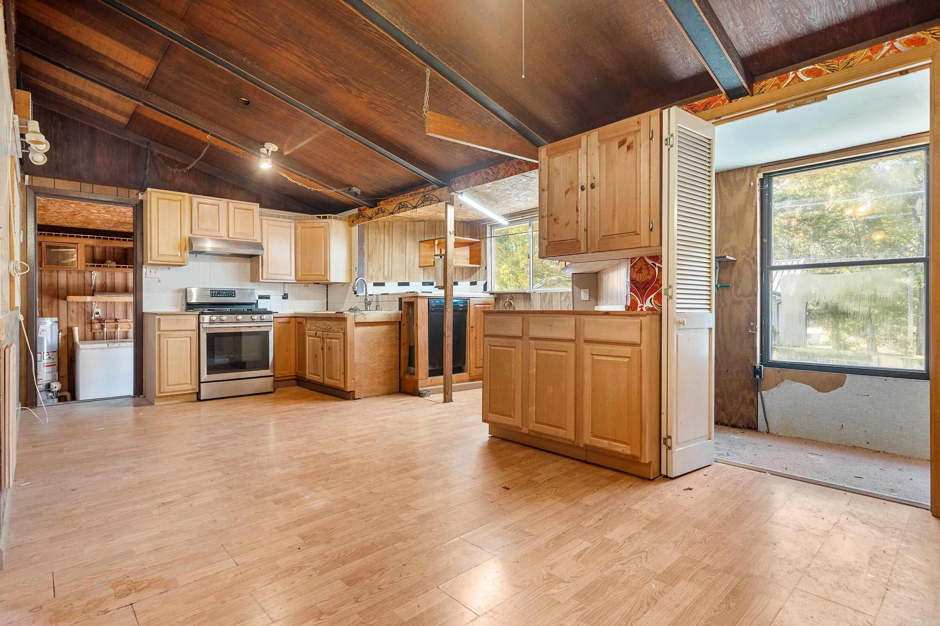 205 Buccaneer  Hot Springs, AR