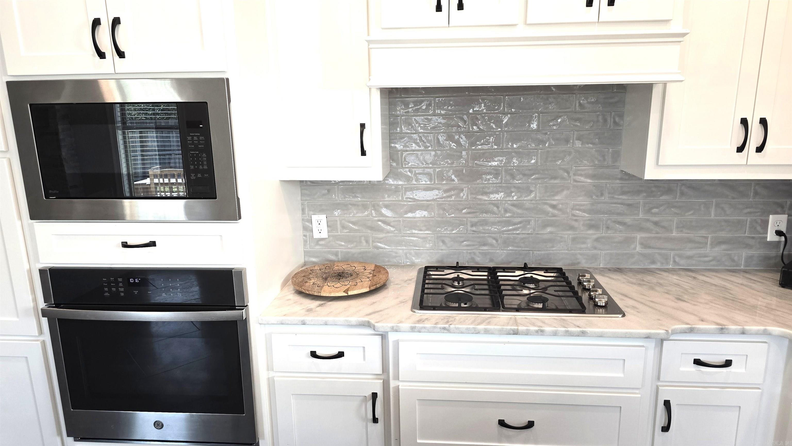 1530 Poteete  Conway, AR