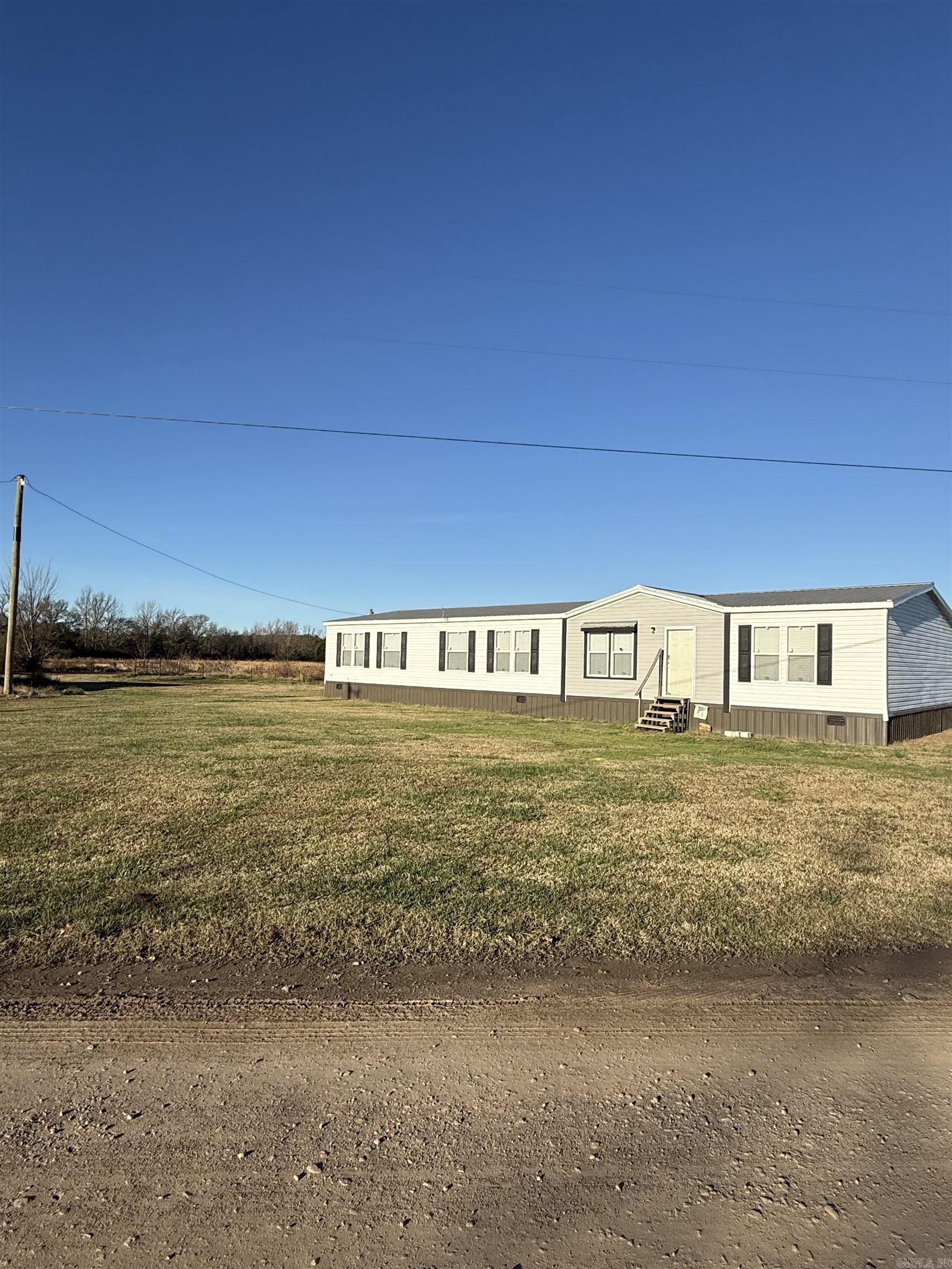 702  Nelson  Waldron, AR