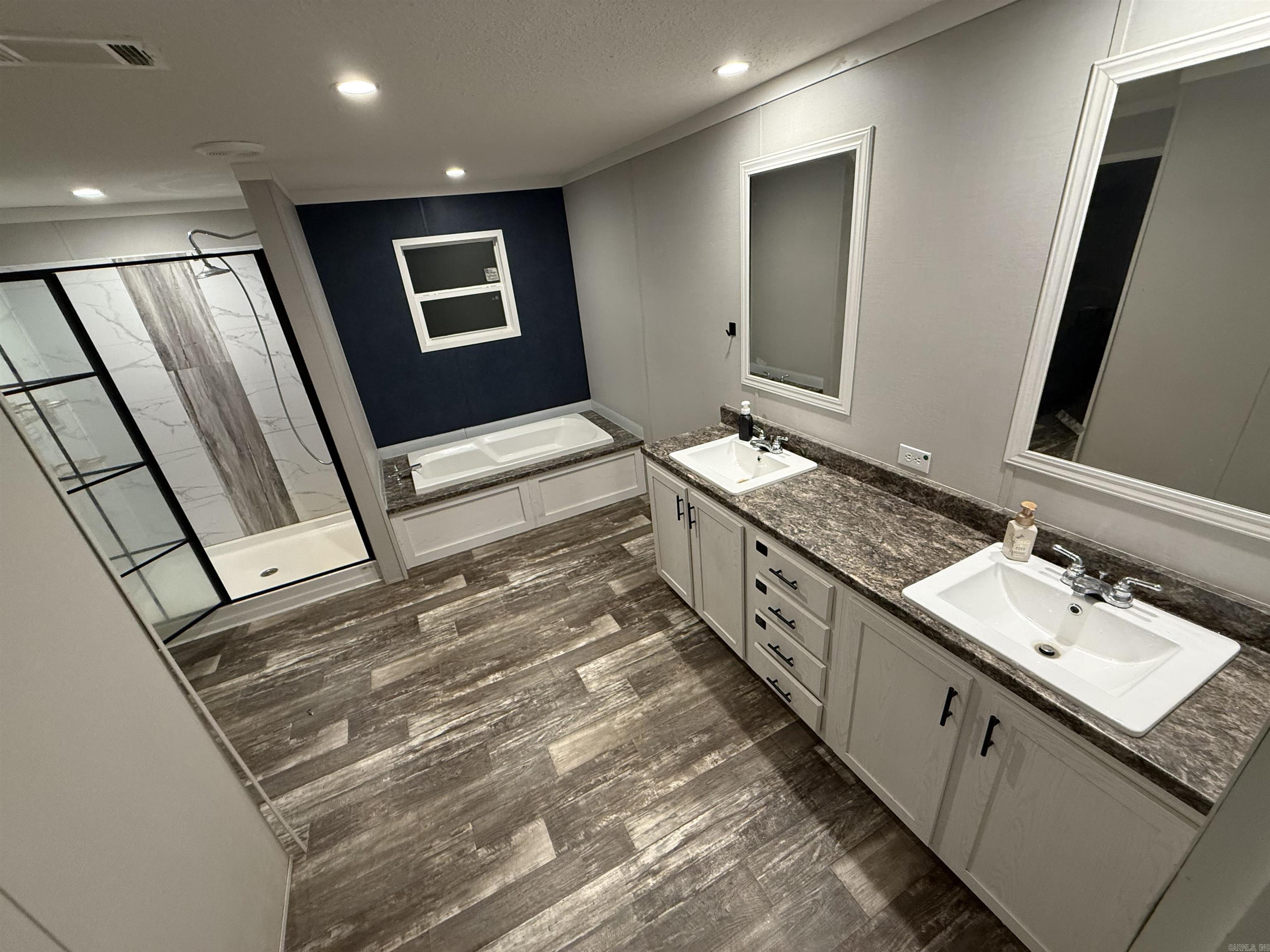 702 Nelson Loop Waldron, AR 72958