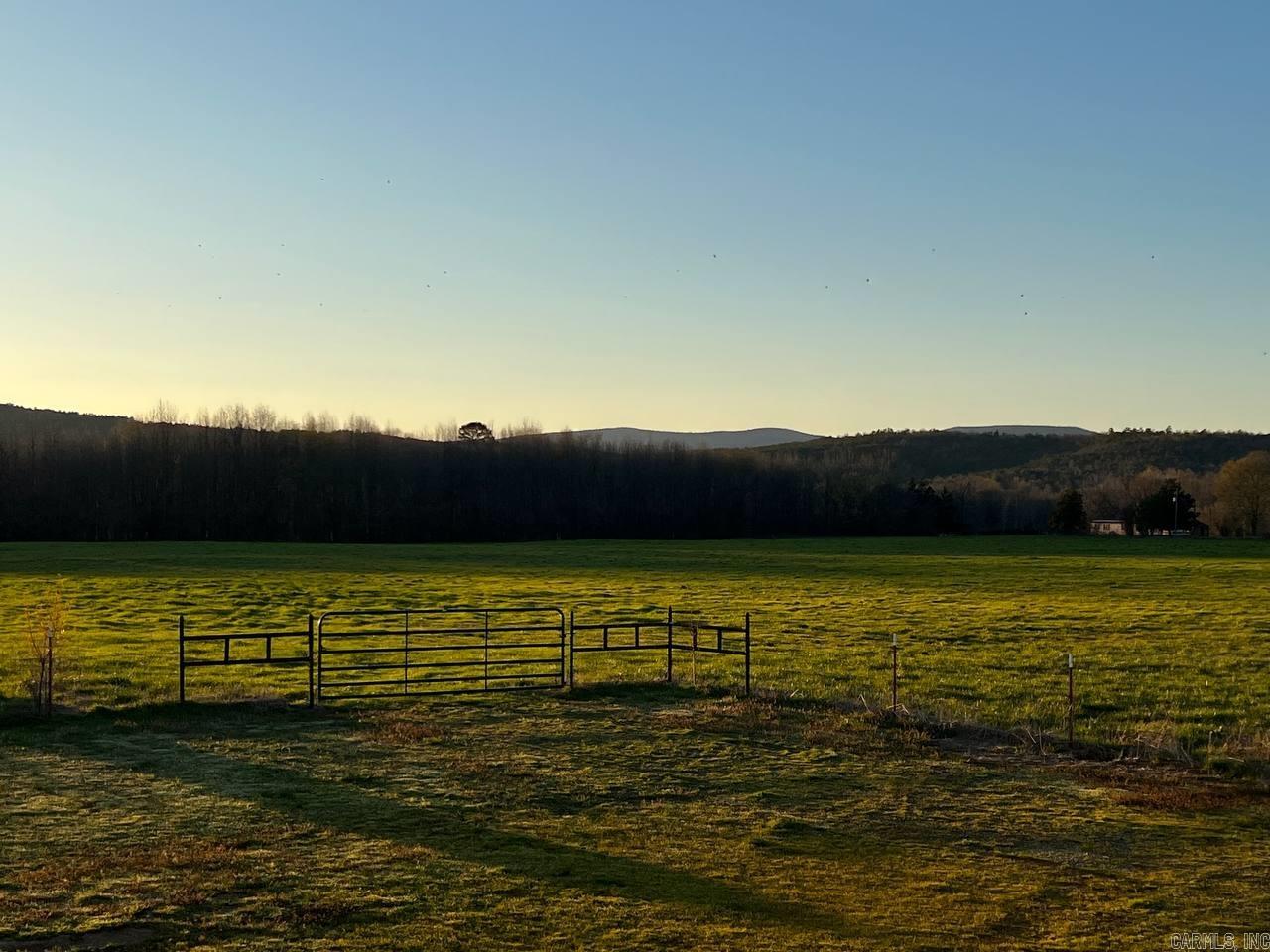 702 Nelson Loop Waldron, AR 72958