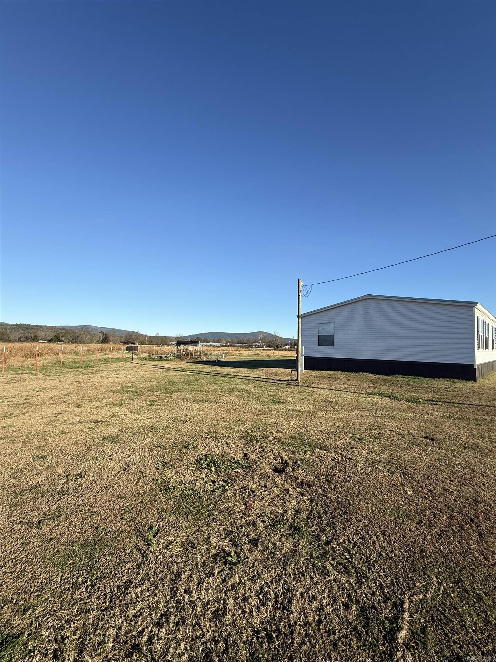 702 Nelson Loop Waldron, AR 72958