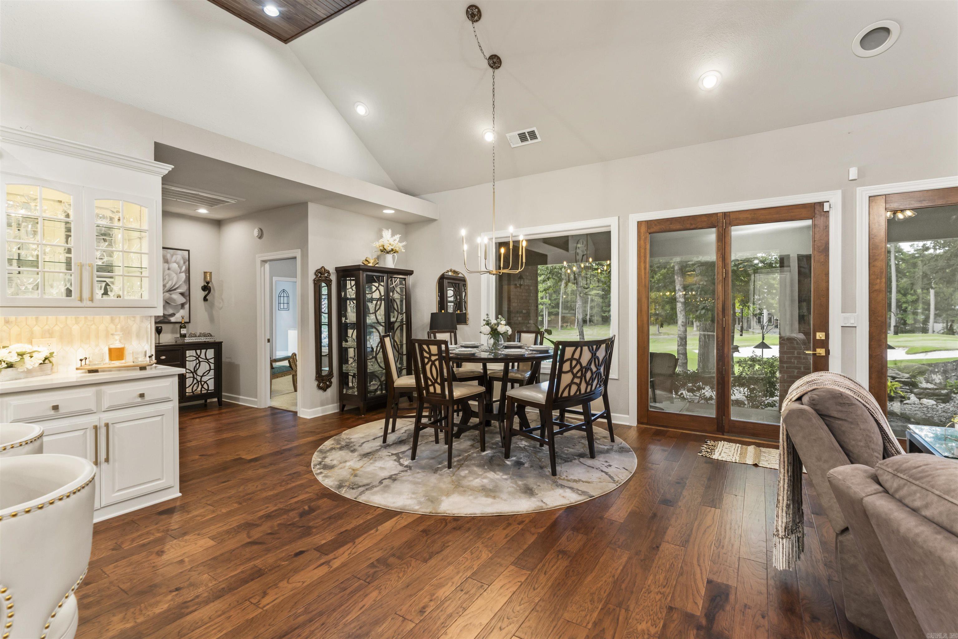 8 Darro  Hot Springs Village, AR