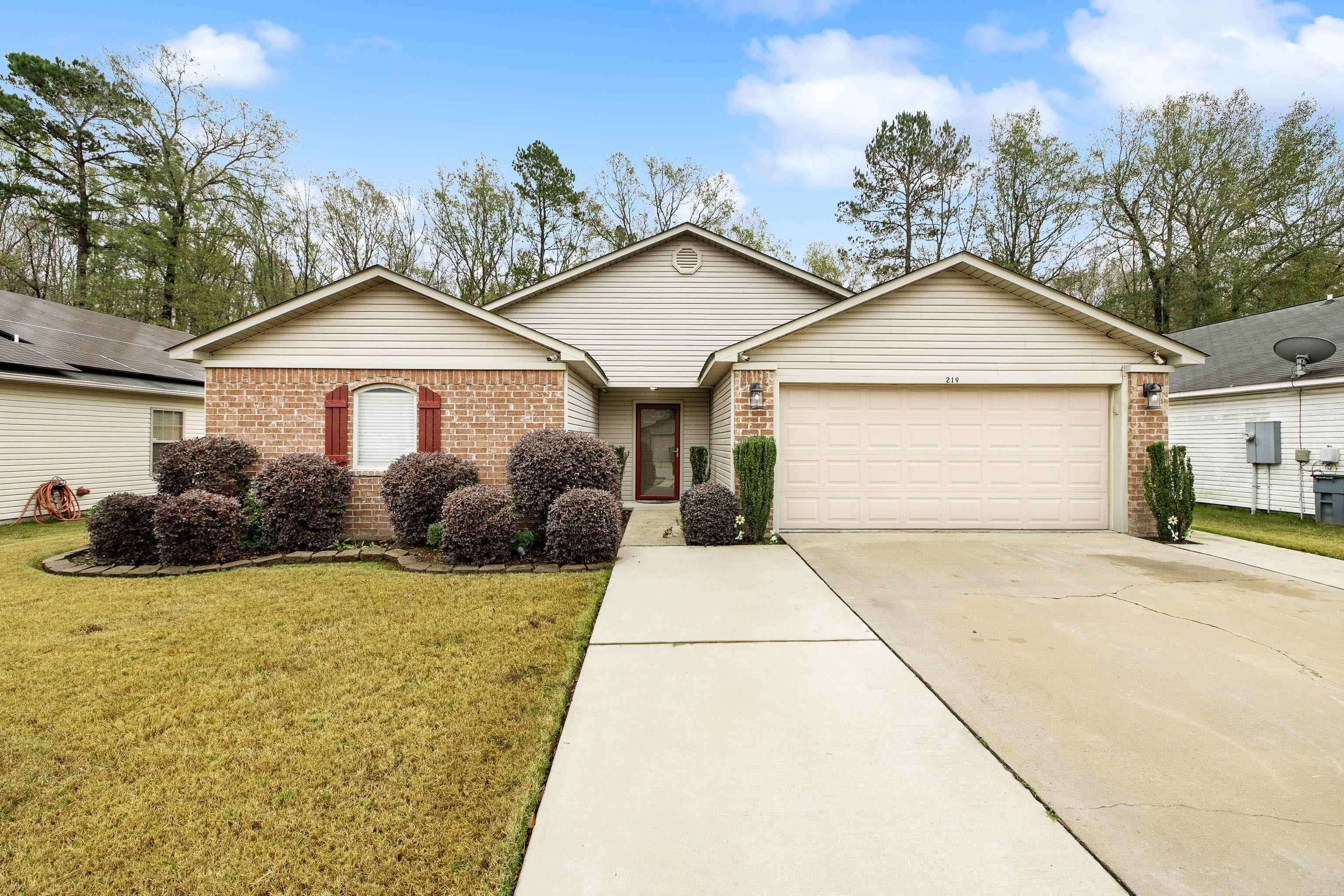 219 Iris Street Haskell, AR 72015