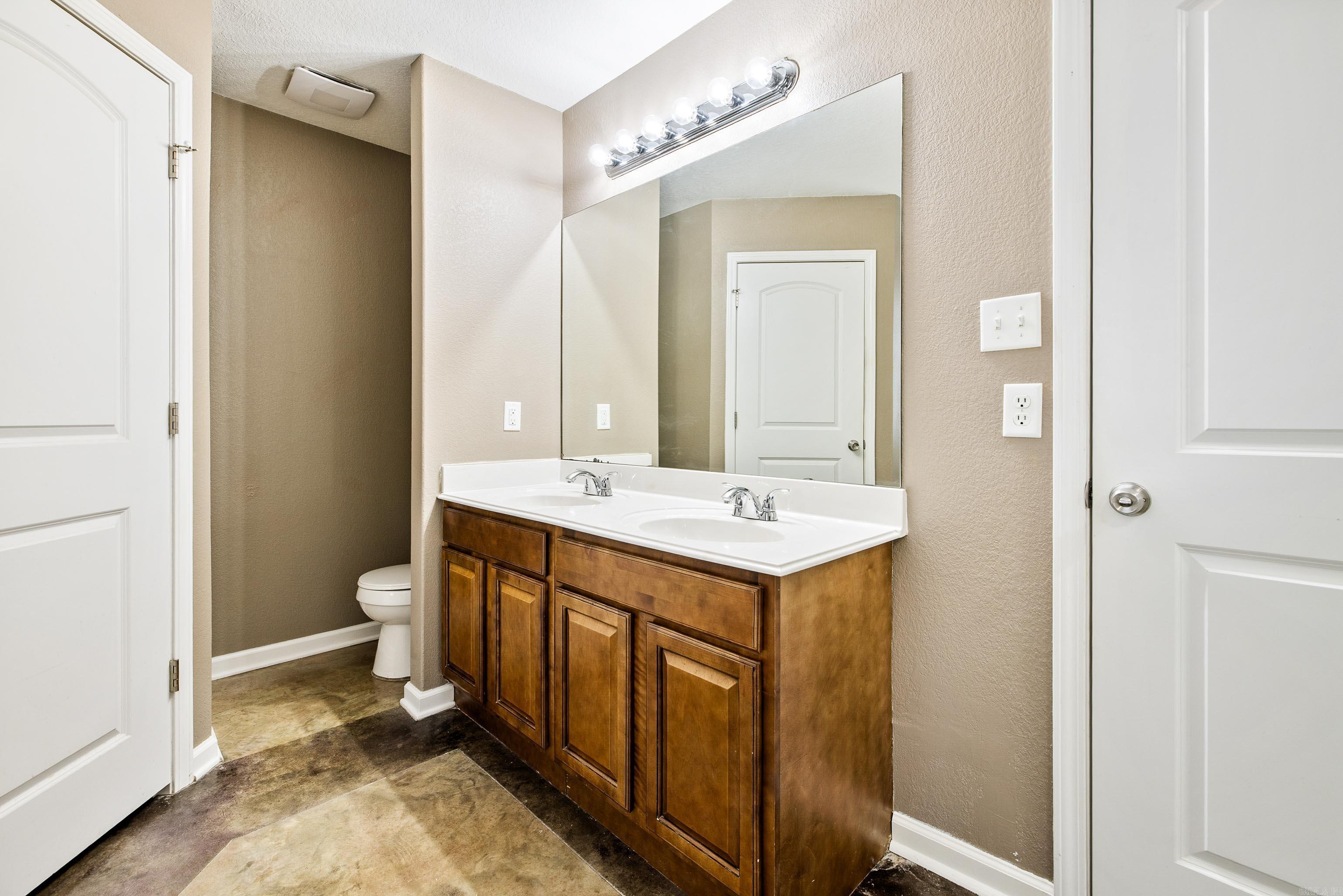 219 Iris Street Haskell, AR 72015