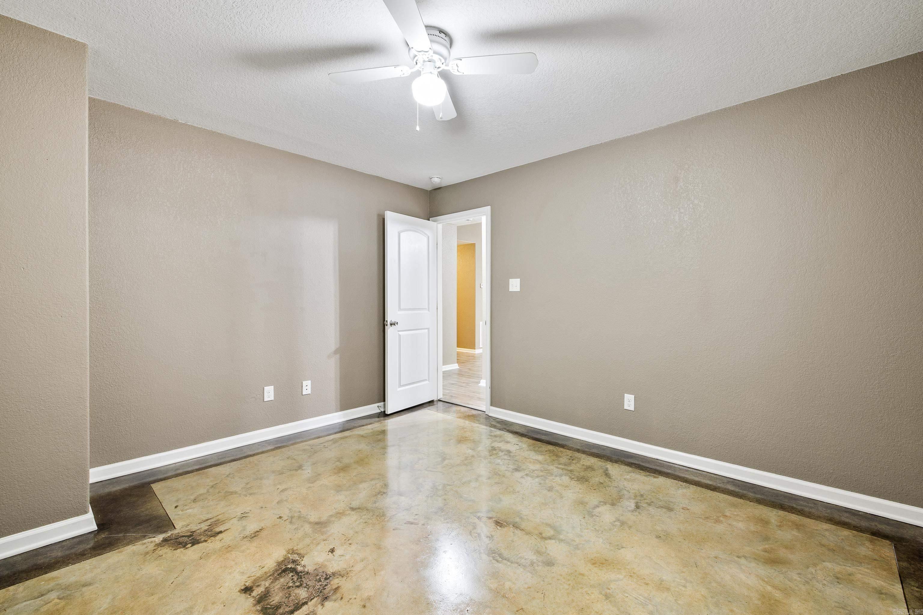 219 Iris Street Haskell, AR 72015