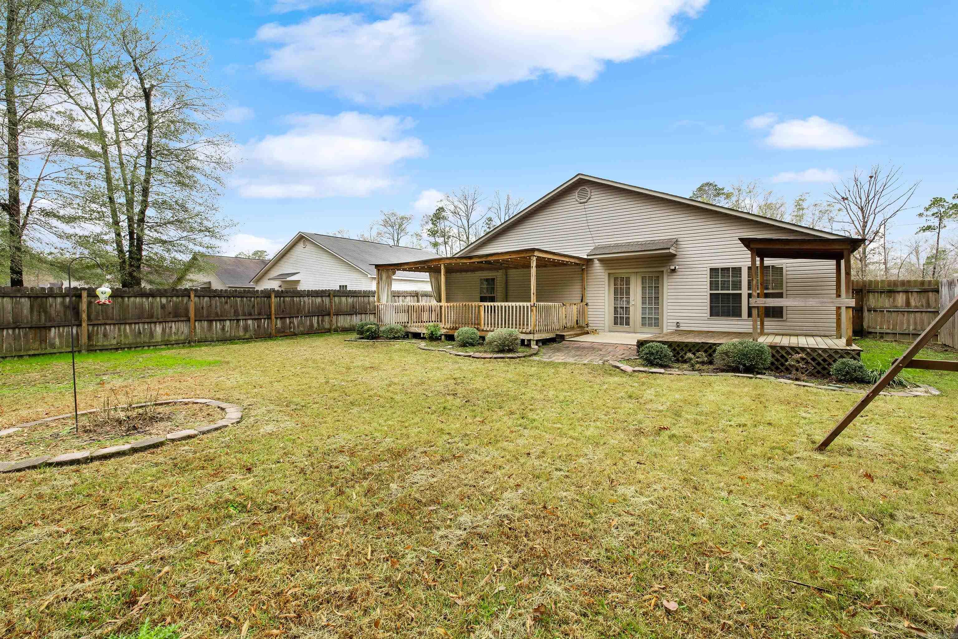 219 Iris Street Haskell, AR 72015