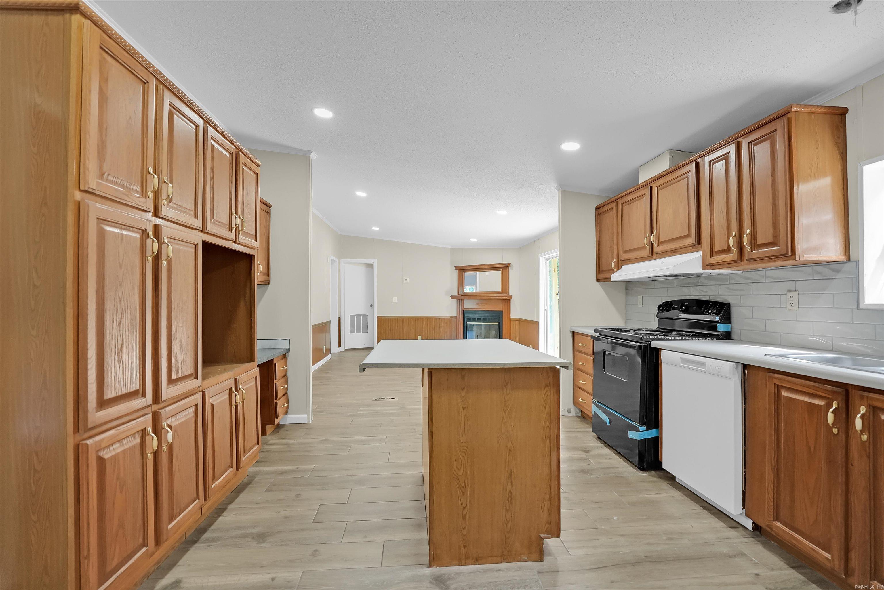 40 Gum Drop Loop Houston, AR 72070