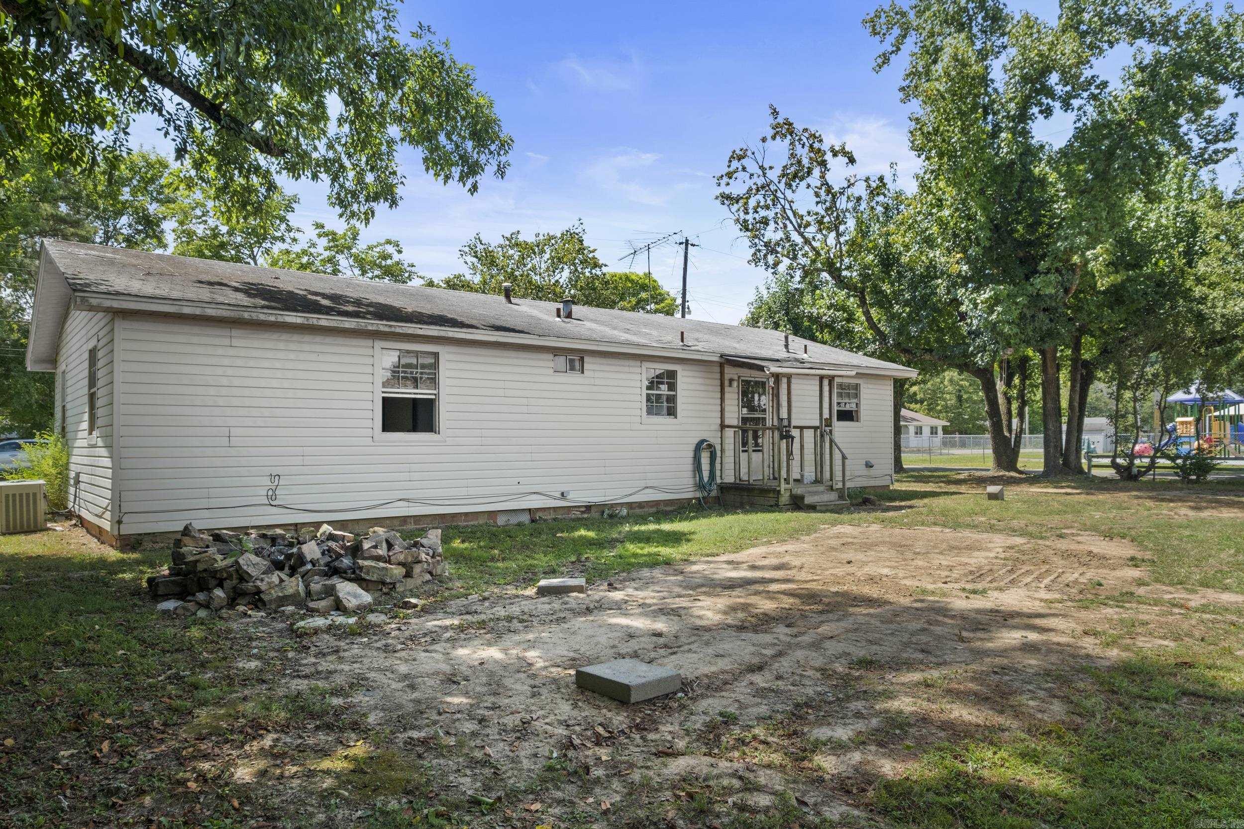 611 W Barnett  Kensett, AR