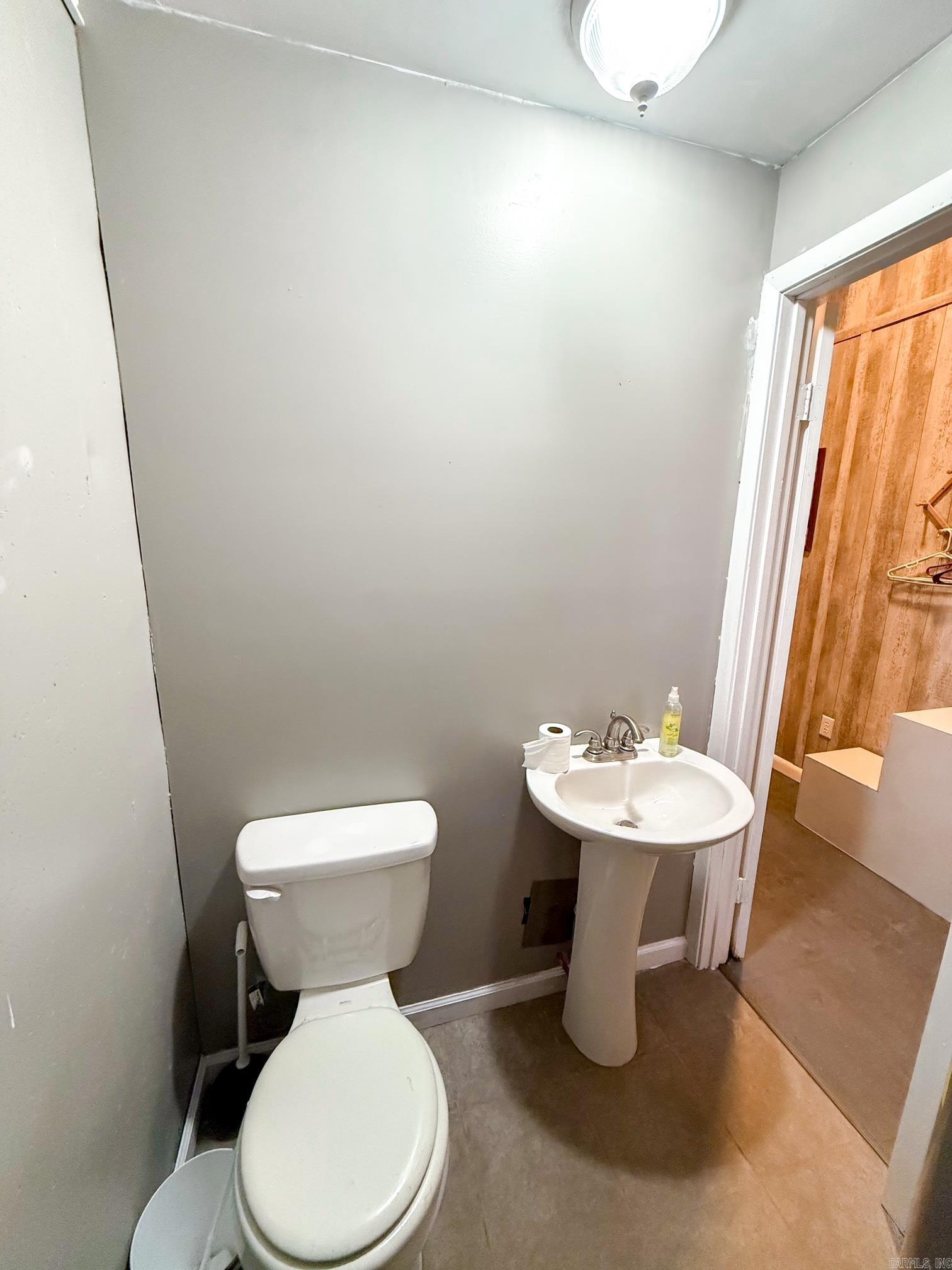 4149 Henderson Road  Clinton, AR