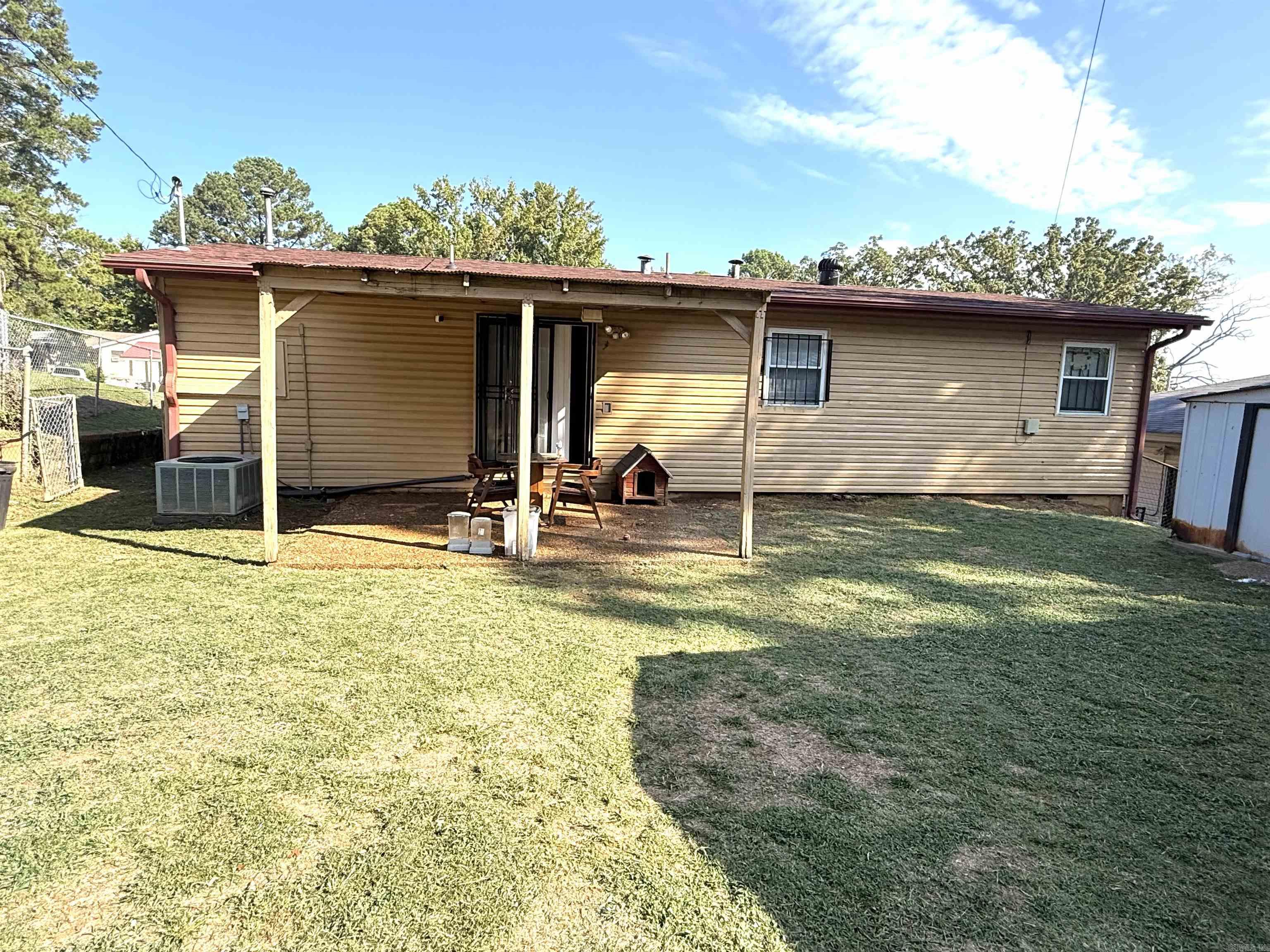 6609 W Wakefield  Little Rock, AR