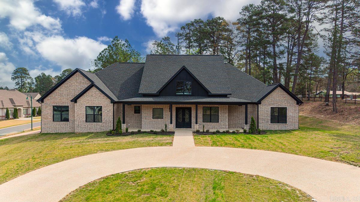 233 Arlington Park Terrace Hot Springs, AR 71901