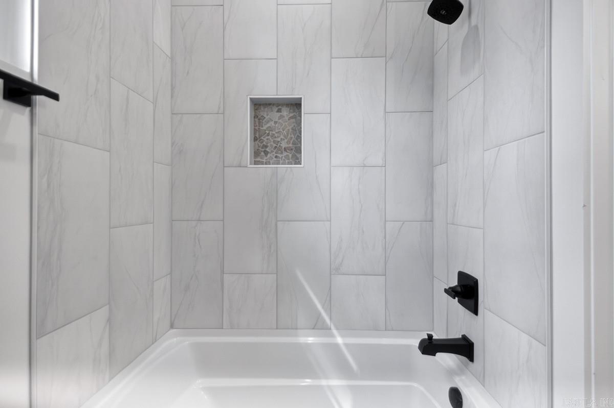 233 Arlington Park Terrace Hot Springs, AR 71901