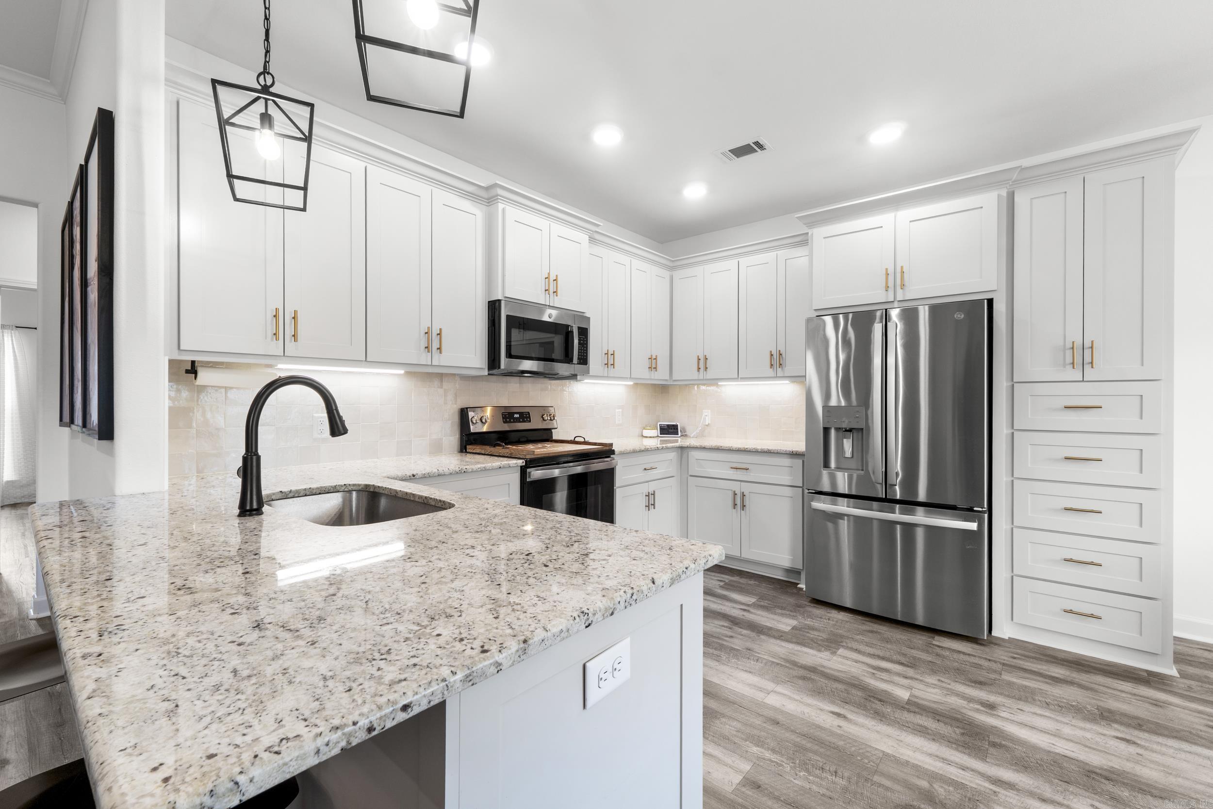 5 Morning Sun  Greenbrier, AR