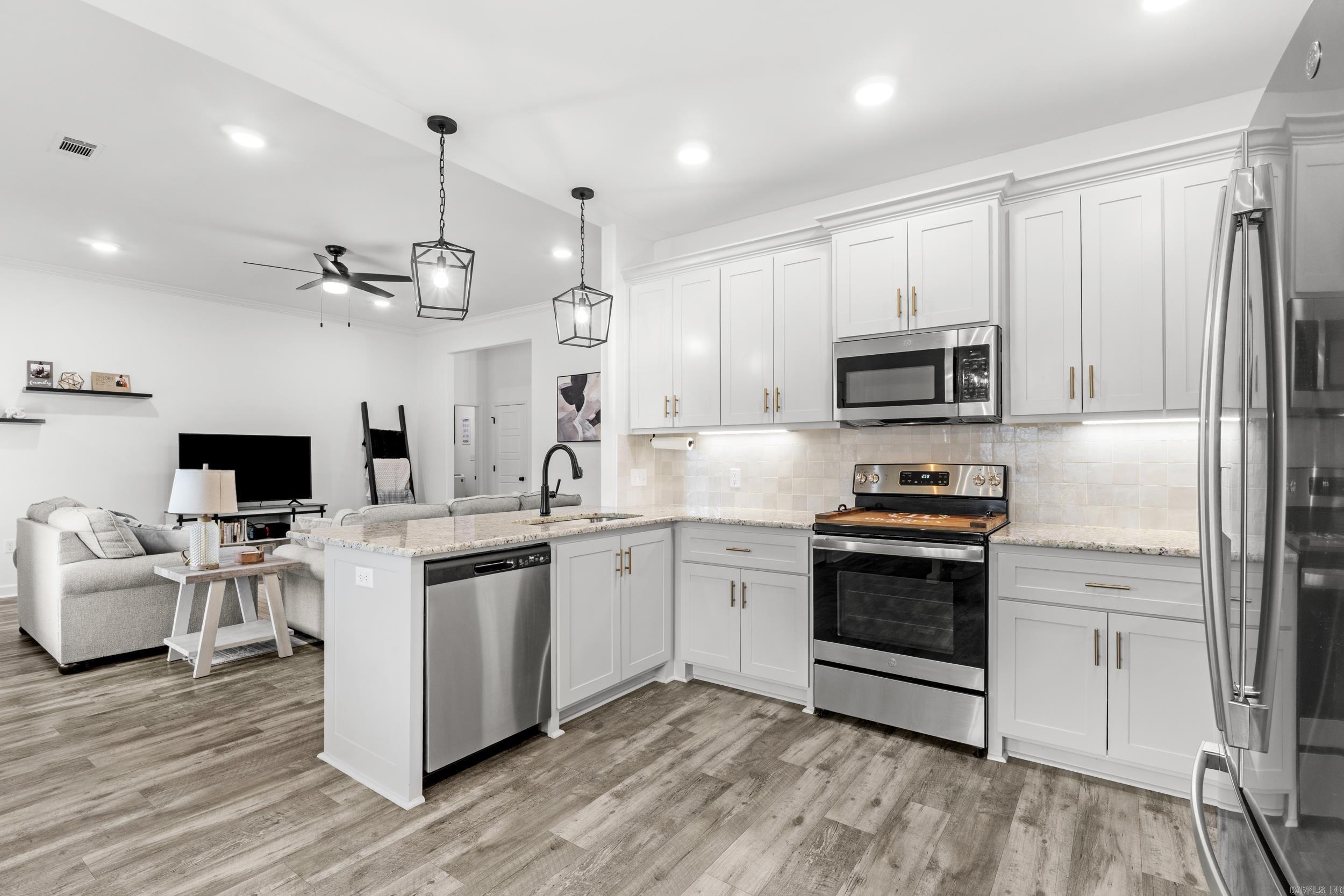 5 Morning Sun  Greenbrier, AR