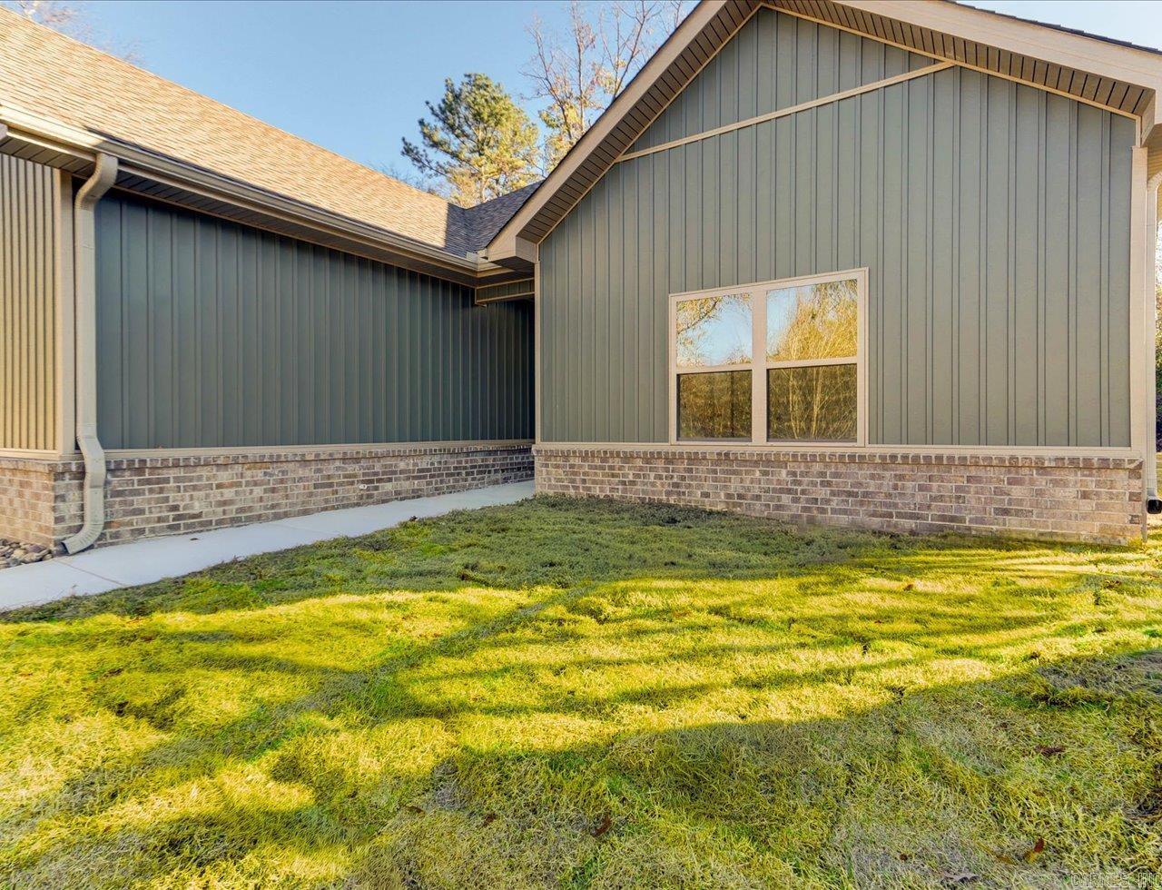 159 Bledsoe Hot Springs, AR 71913