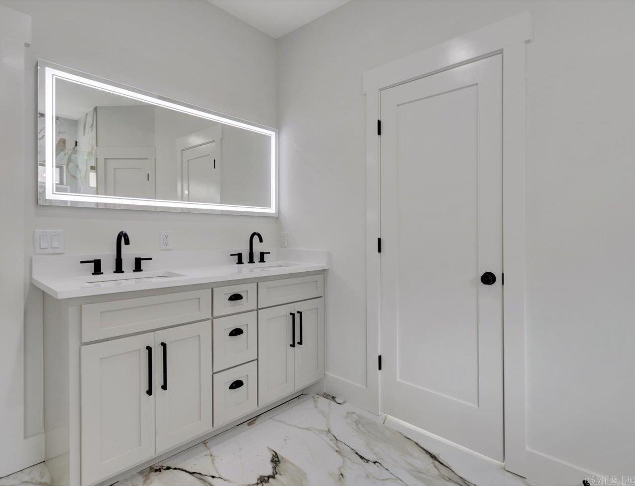 159 Bledsoe  Hot Springs, AR