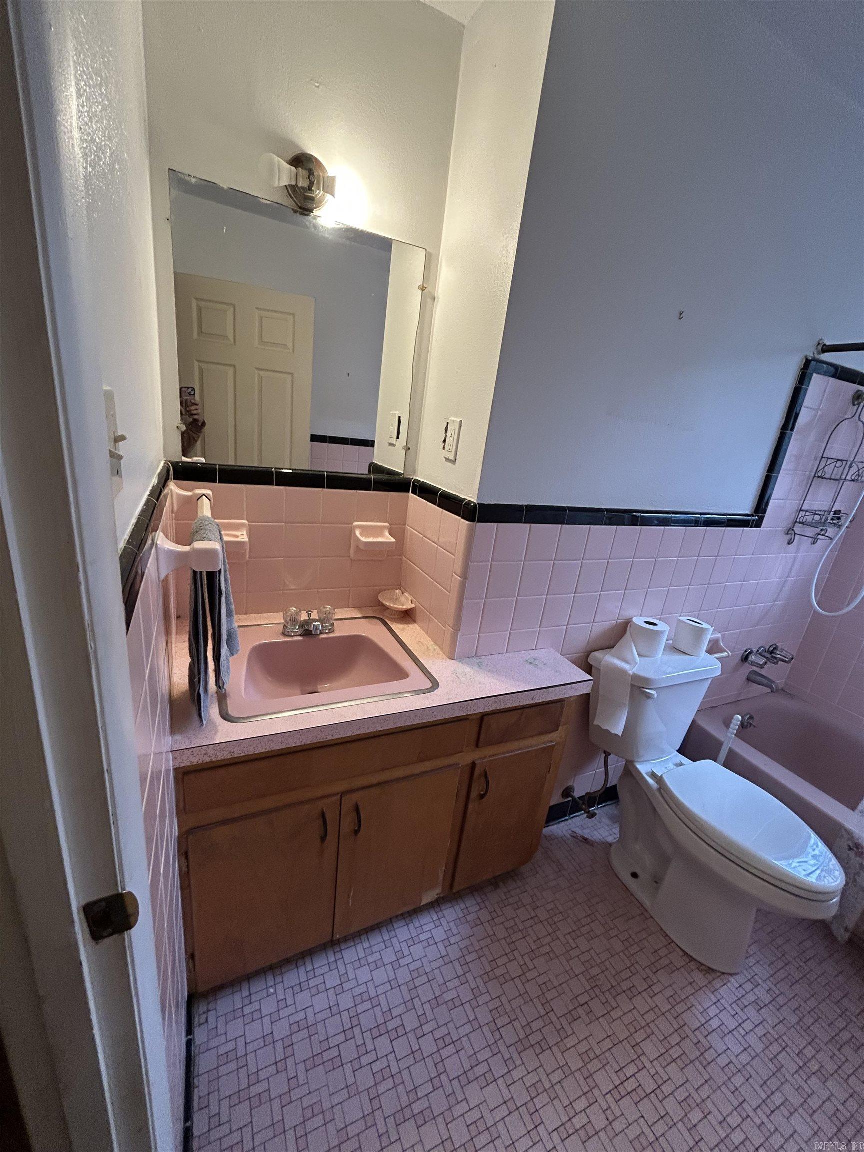 6907 W 32Nd St  Little Rock, AR