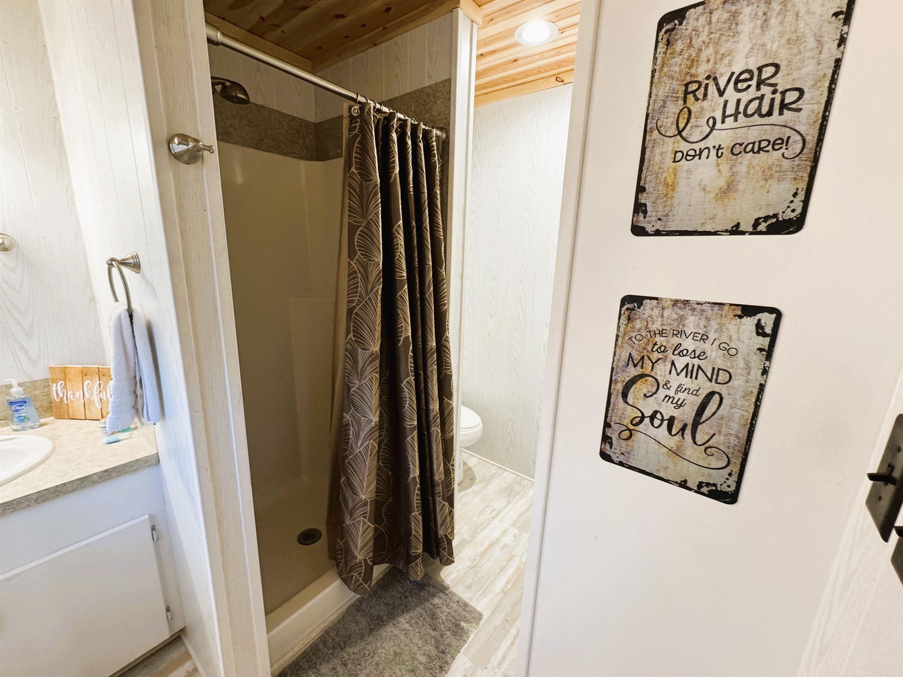 894 Vaughn  Glenwood, AR