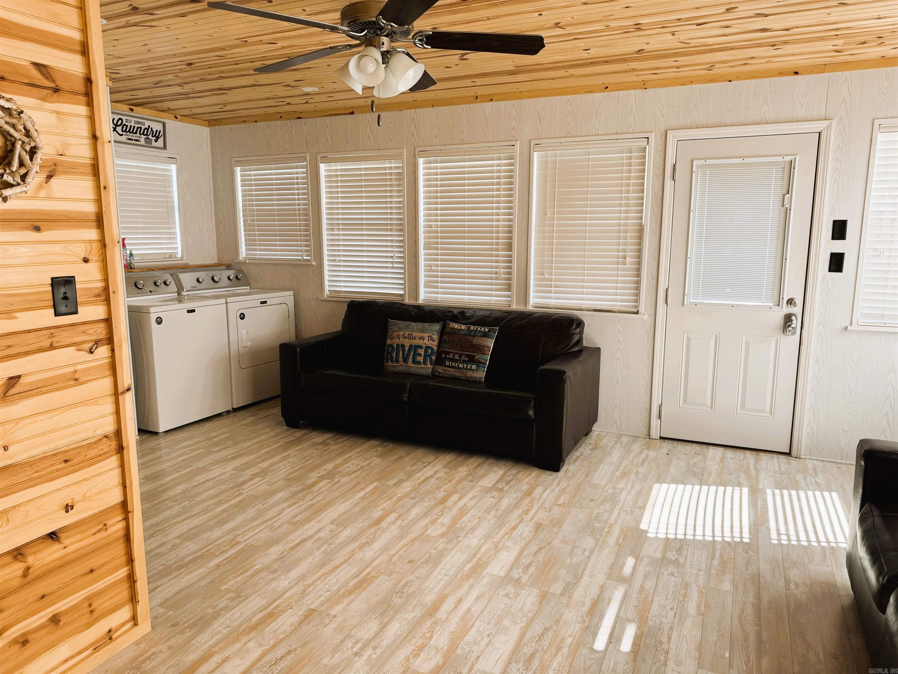 894 Vaughn  Glenwood, AR