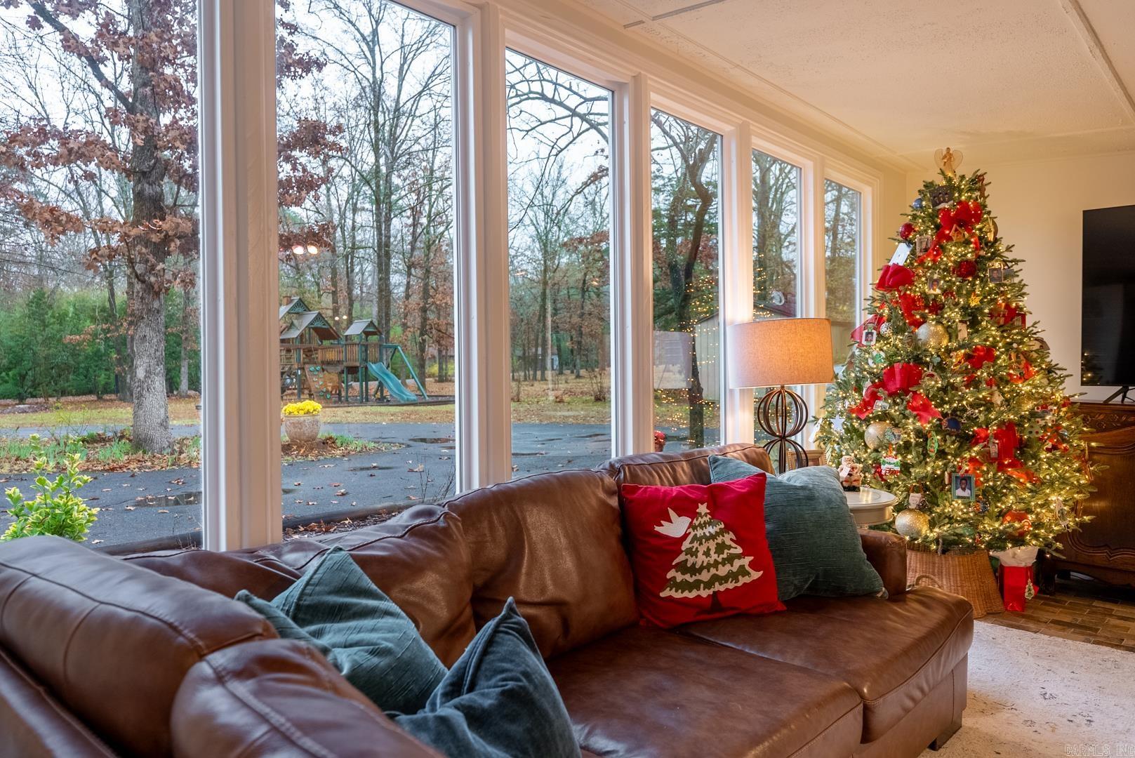 12 Norton Road Little Rock, AR 72223