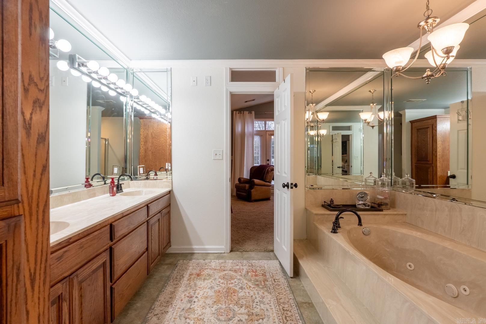 12 Norton Road Little Rock, AR 72223