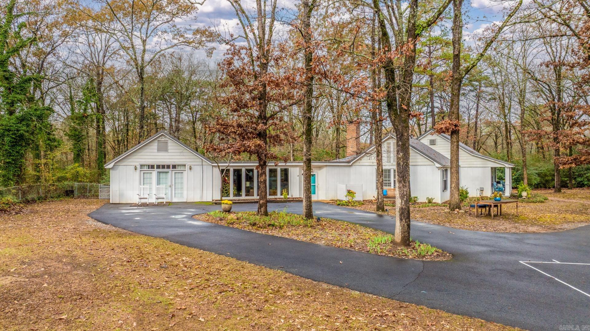 12 Norton Road Little Rock, AR 72223