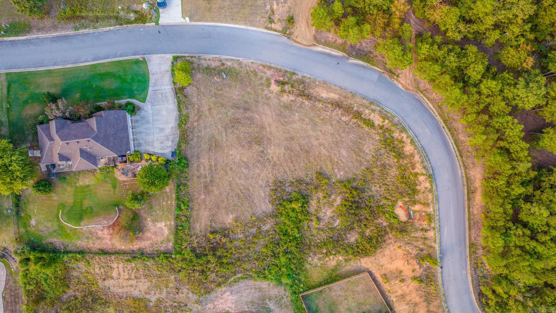 83 W River Road  Mayflower, AR