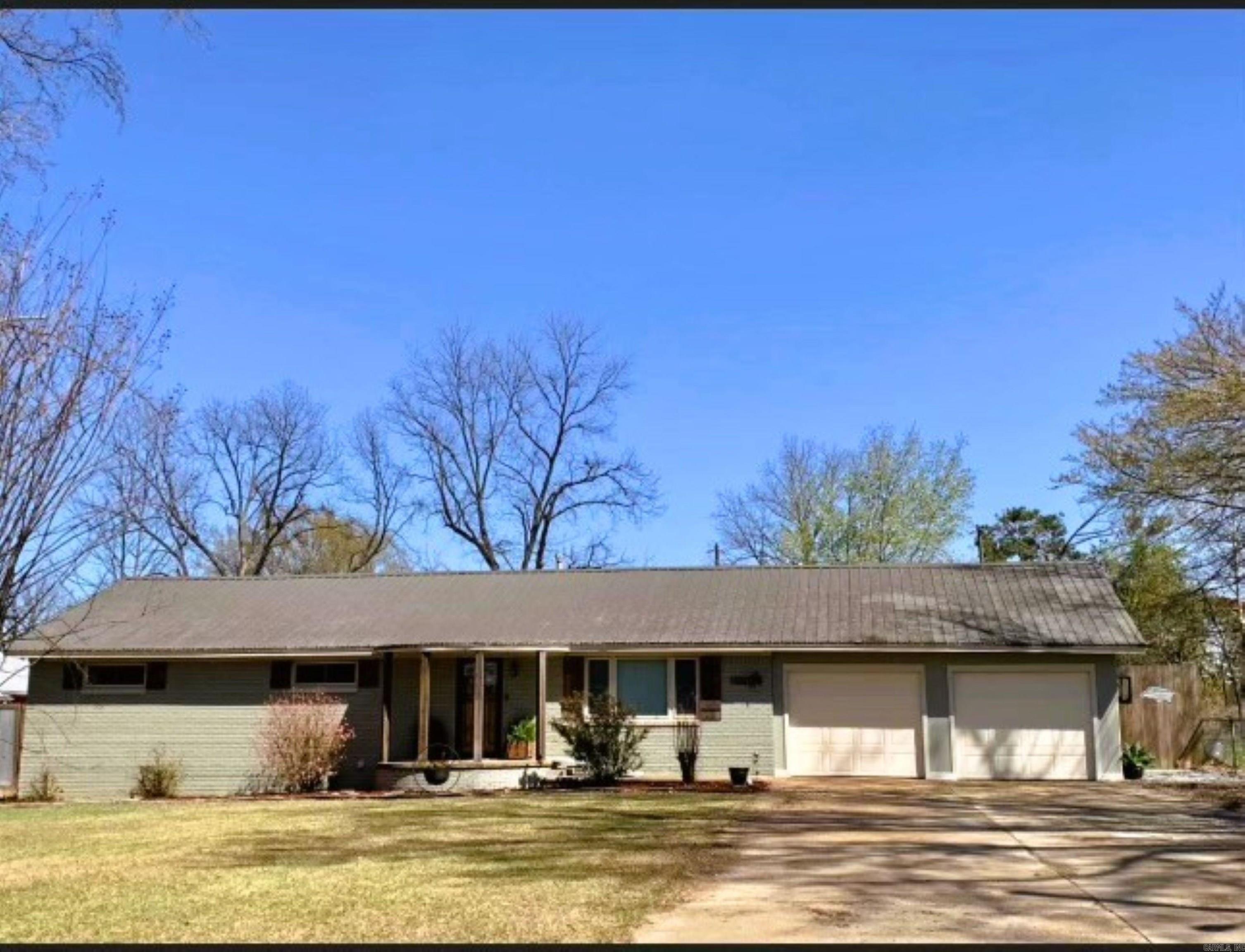108 Gladon  West Helena, AR