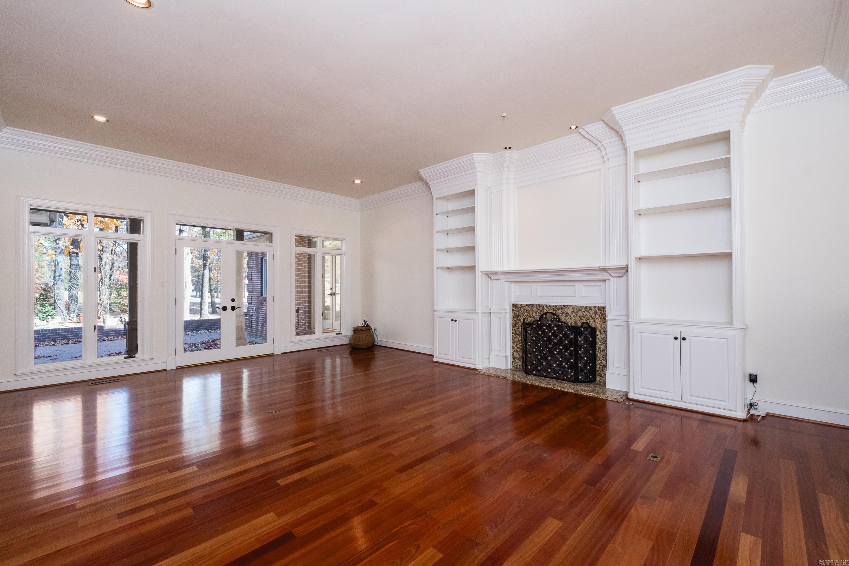 18 Chenal Cir  Little Rock, AR