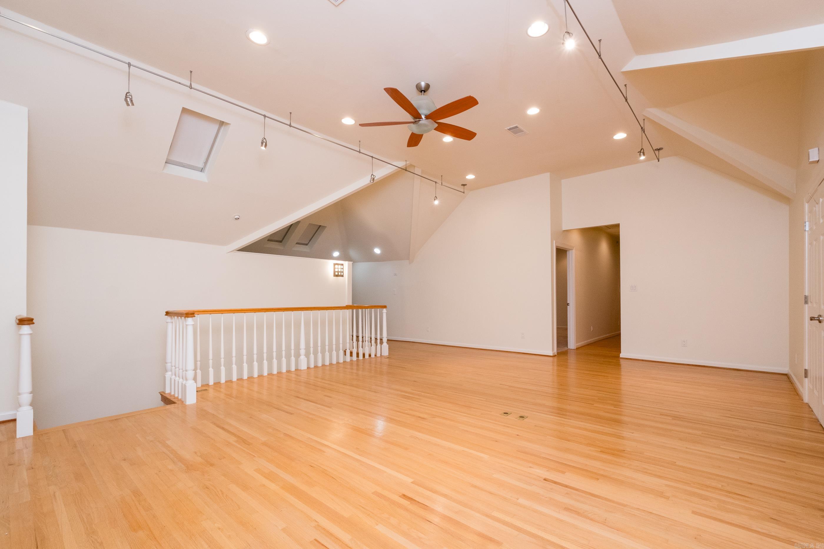 18 Chenal Cir  Little Rock, AR